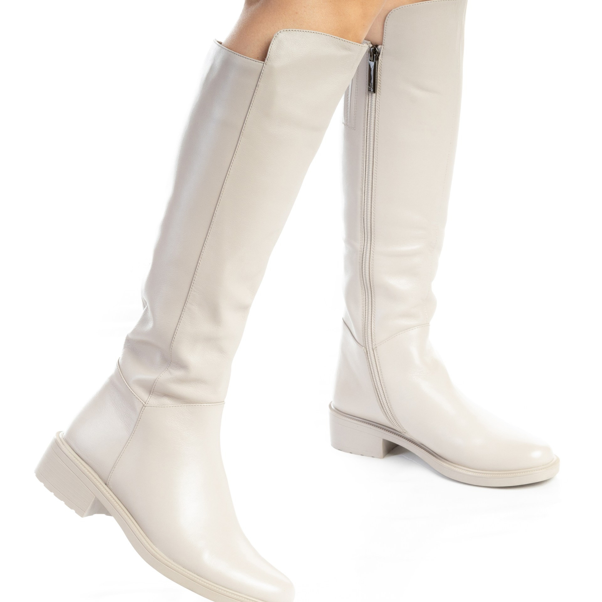 Обувь для размещения на wildberries.ru