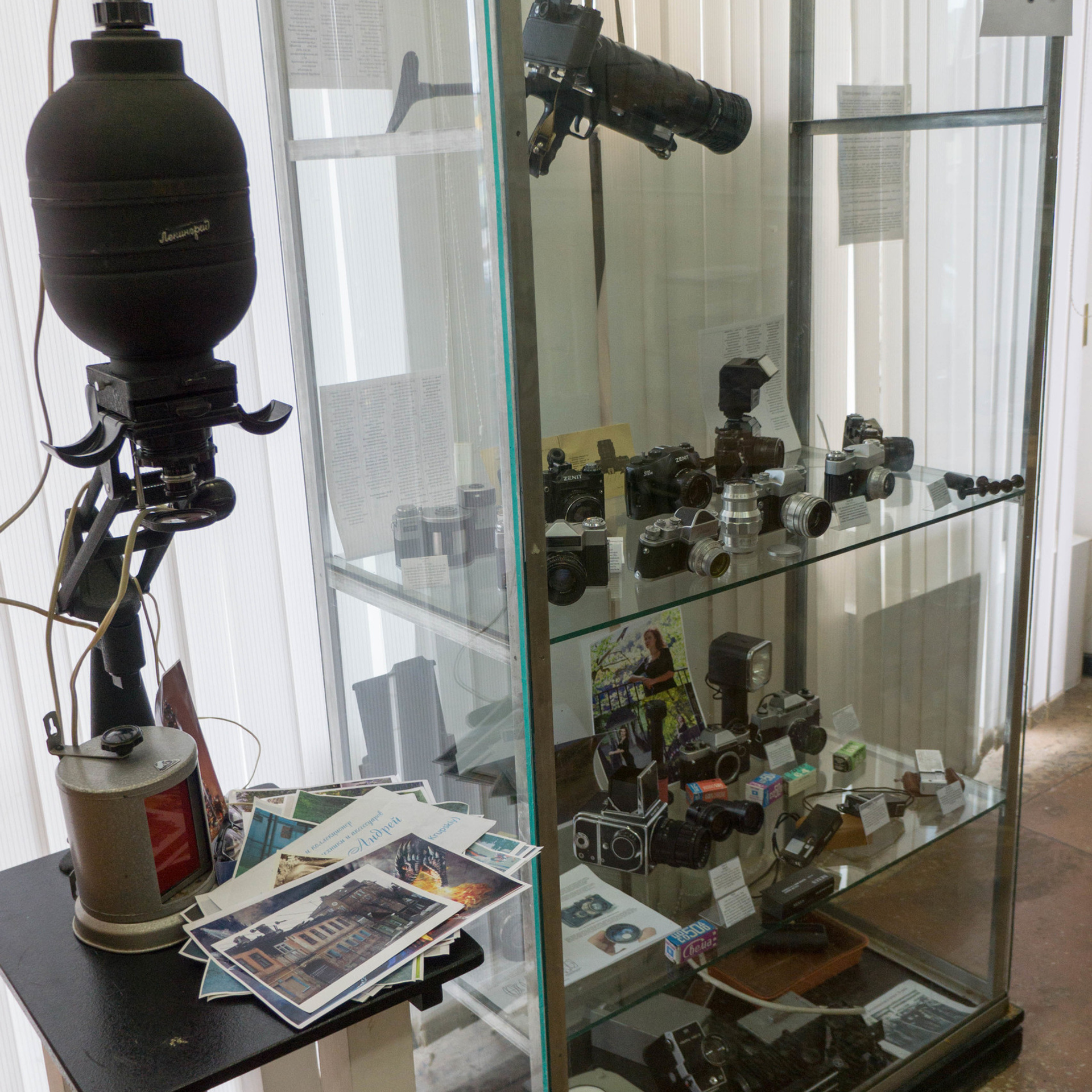 Выставки фототехники «От форматных до цифровых». Фотограф в Туле Крупский АнДРей. Фотостудия «КАДР71» в Туле