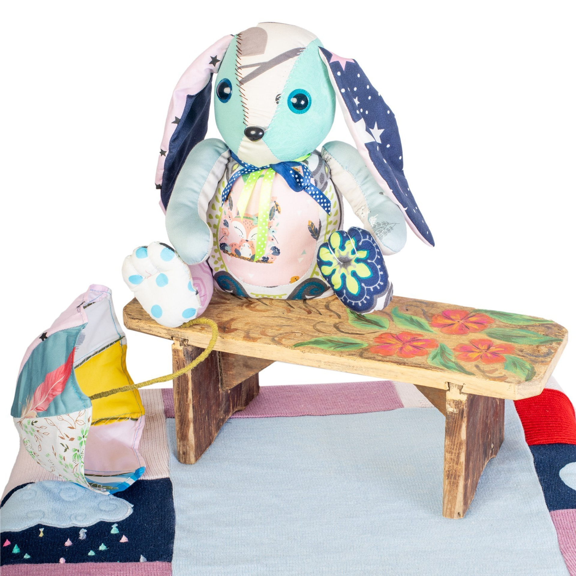 Игрушки ручной работы.