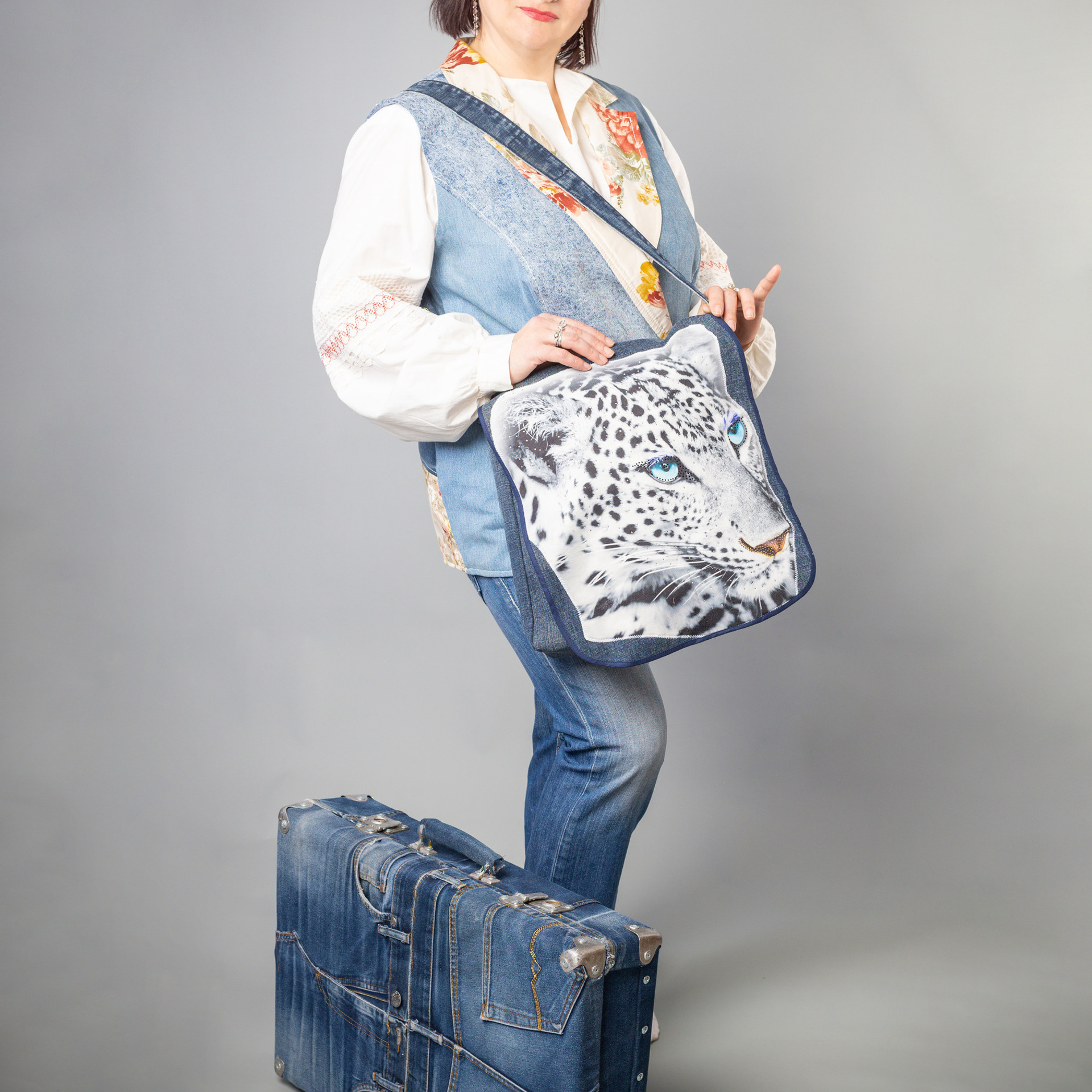 Модельная съемка. Вещи в&nbsp;студийном интерьере.