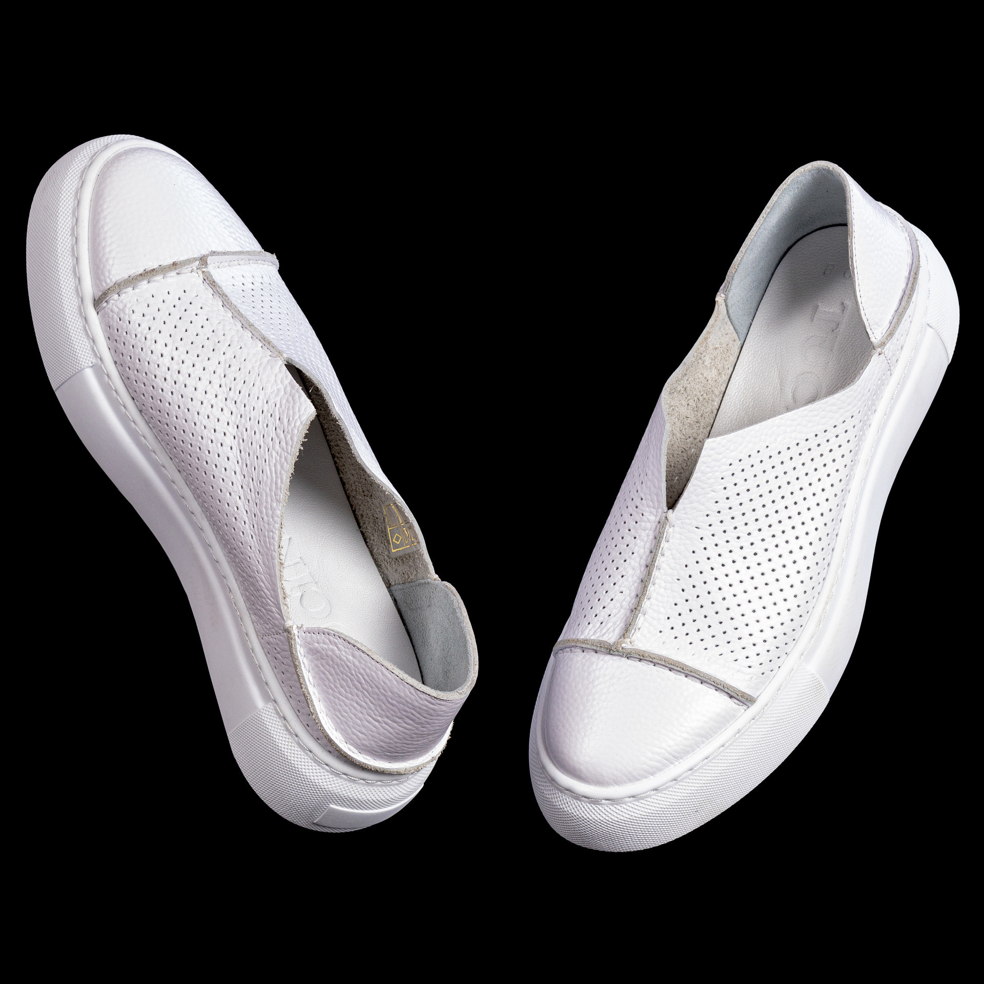 Обувь для маркетплейсов (каталожная фотосъемка)