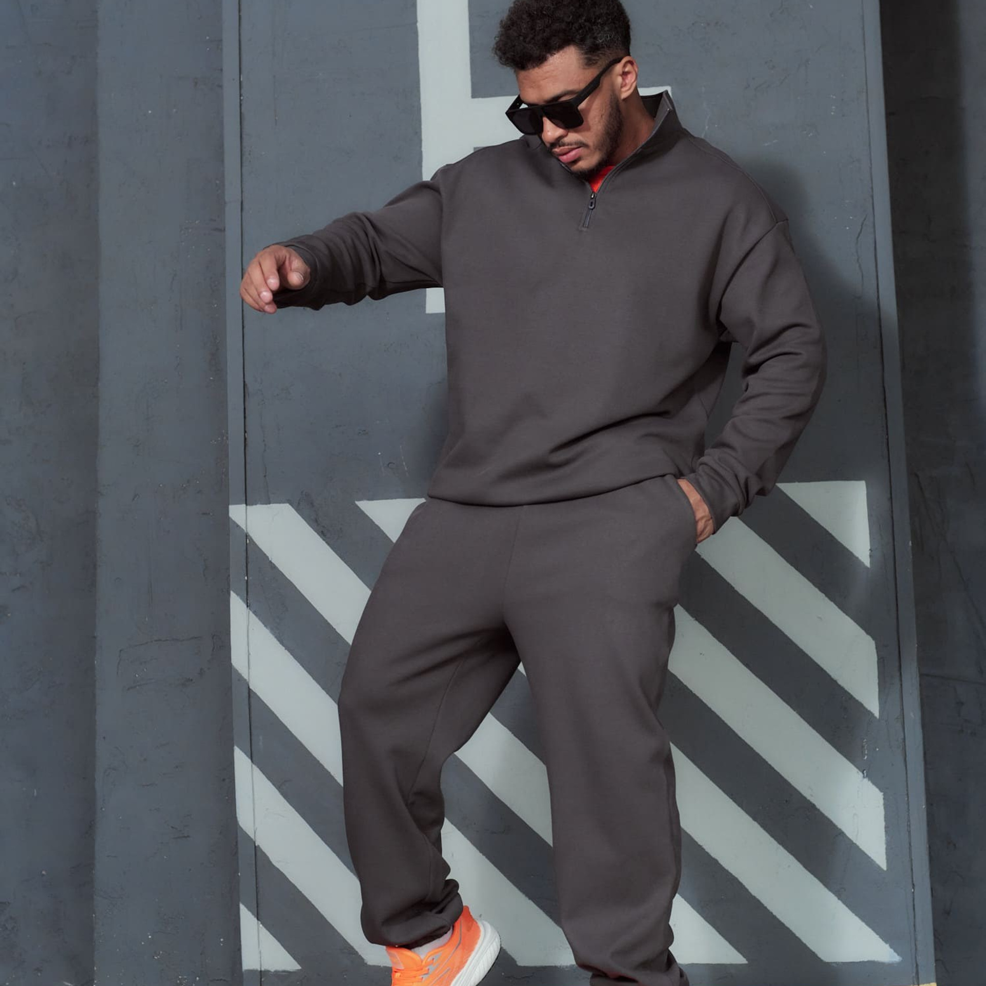 Предметная съёмка мужской одежды для маркетплейсов old | Sale Easy