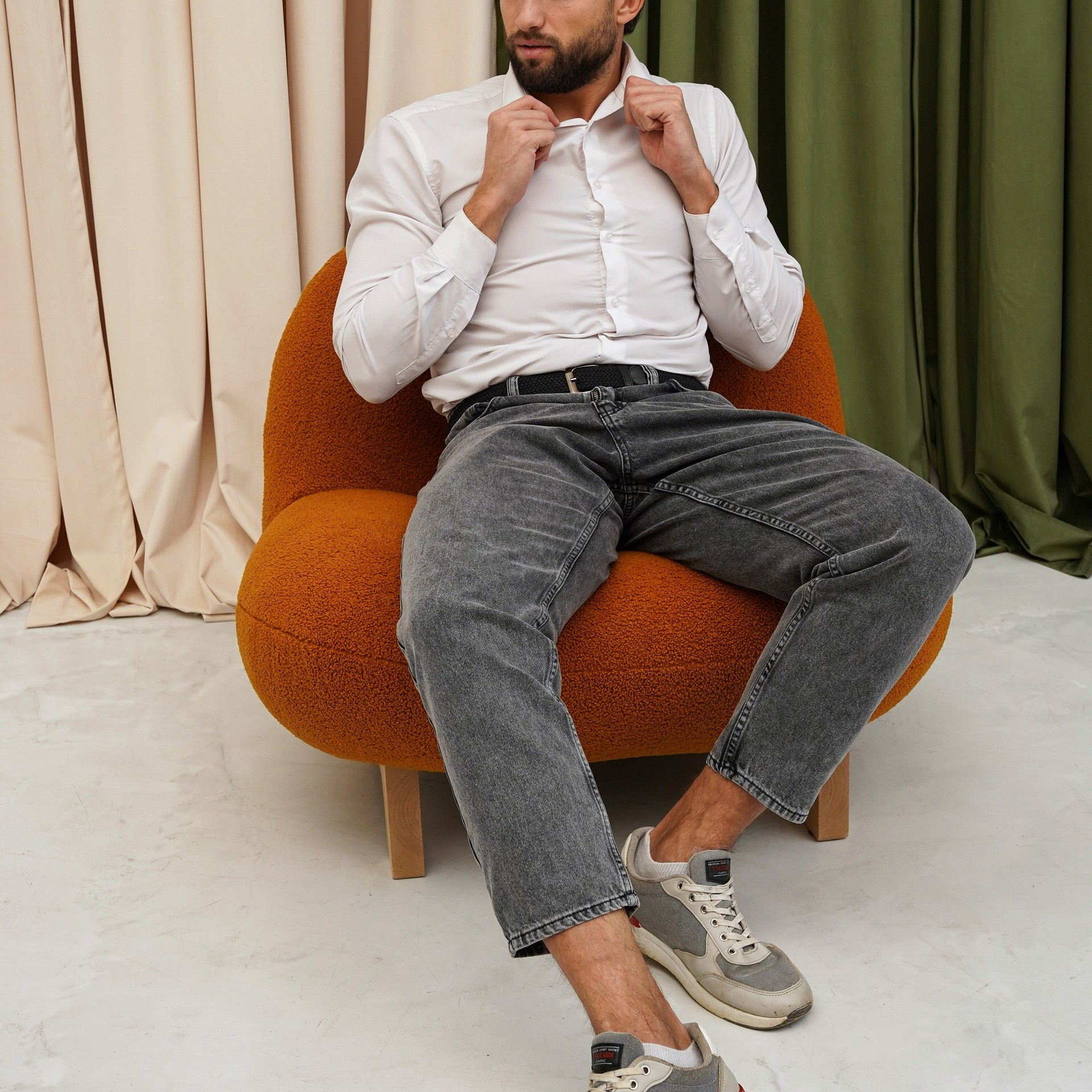 Предметное фото - утонченные мужские наряды