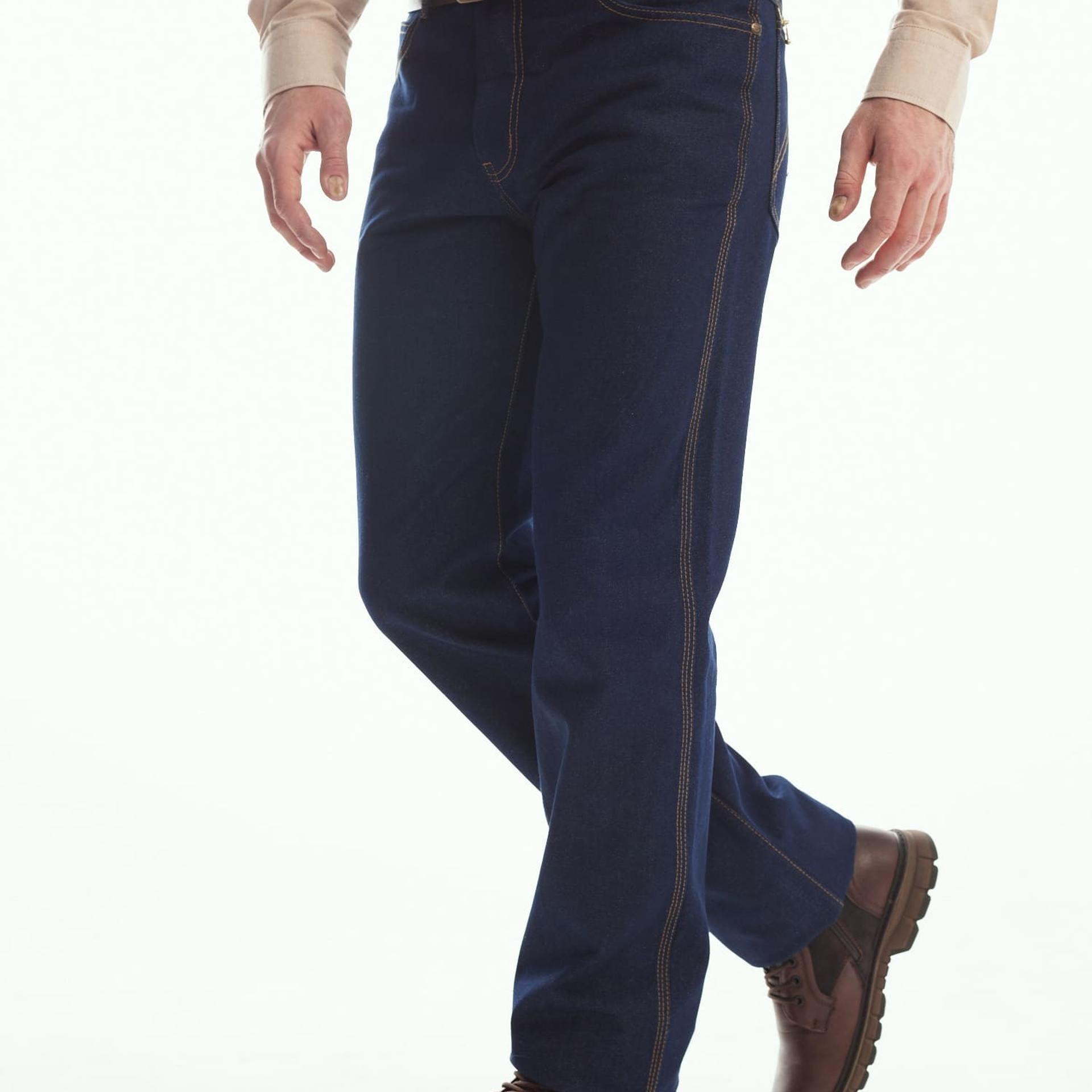 Предметная съёмка мужской одежды для маркетплейсов old | Sale Easy