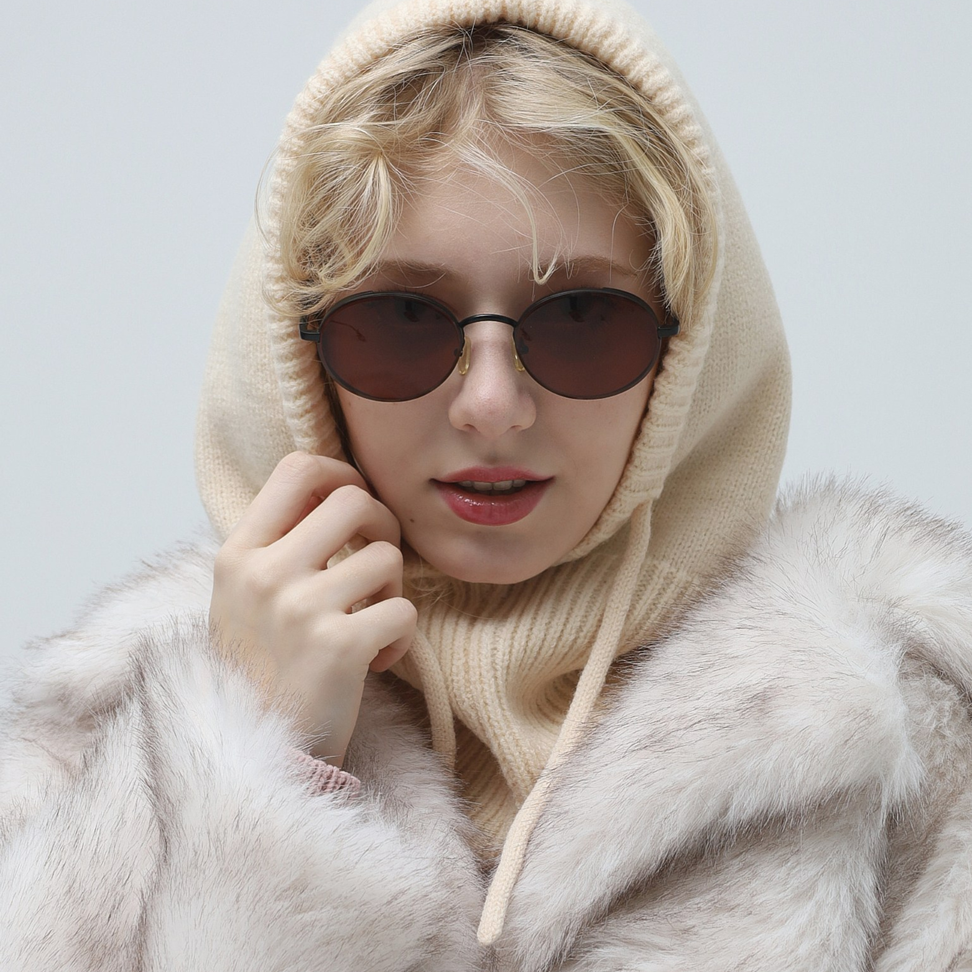 Предметная съёмка головных уборов для интернет |Sale Easy