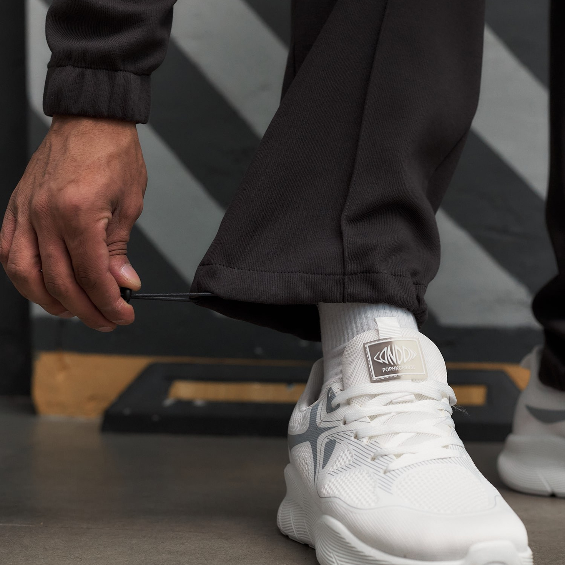 Предметная съёмка мужской одежды для маркетплейсов old | Sale Easy