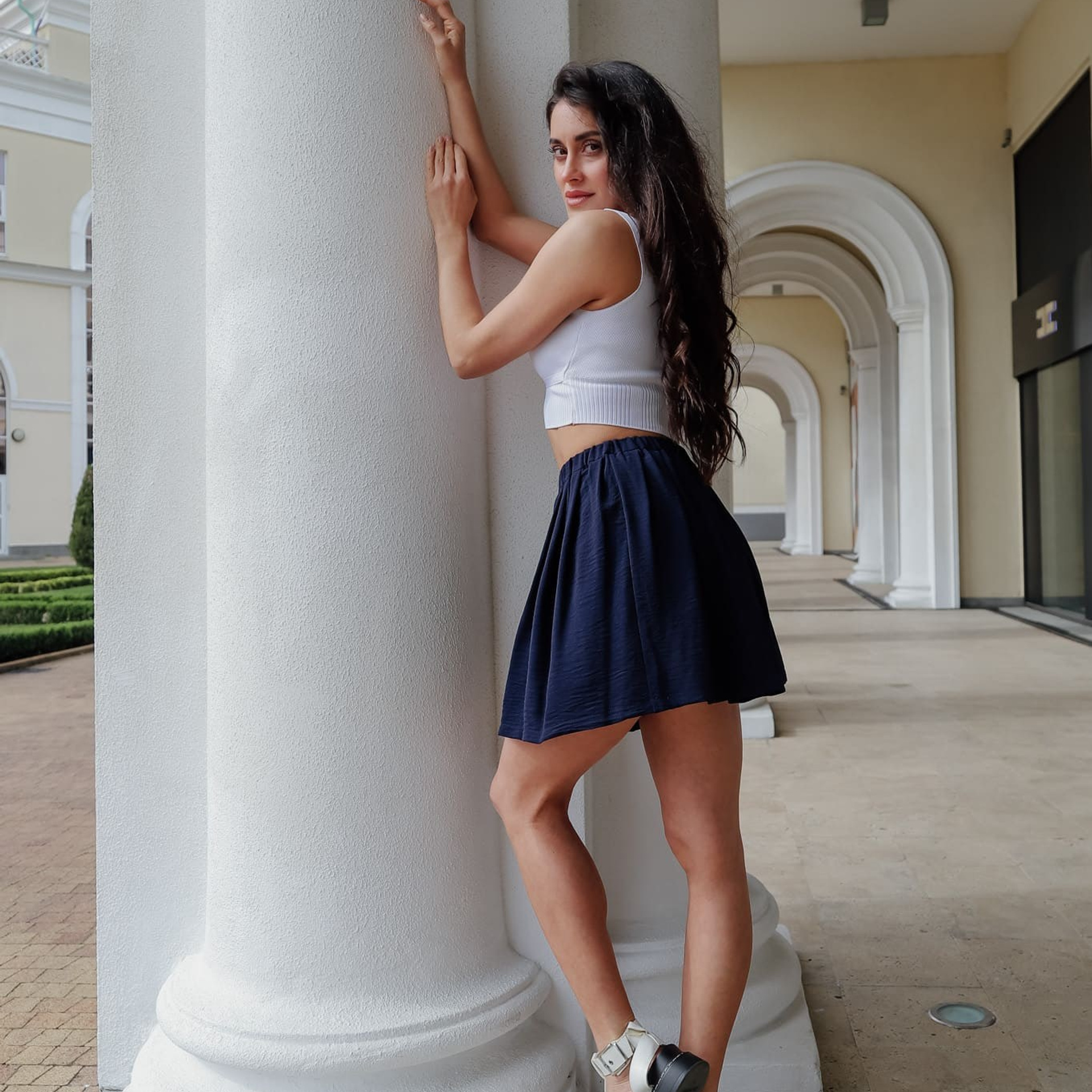 Женская одежда-предметная съемка для маркетплейсов old | Sale Easy