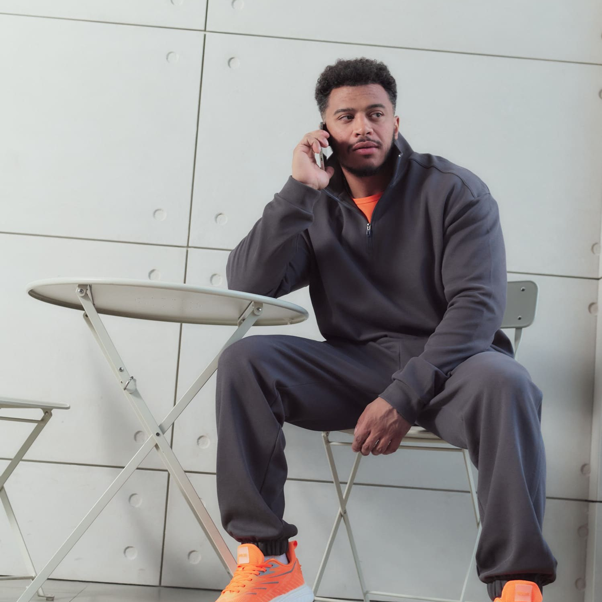 Предметная съёмка мужской одежды для маркетплейсов old | Sale Easy