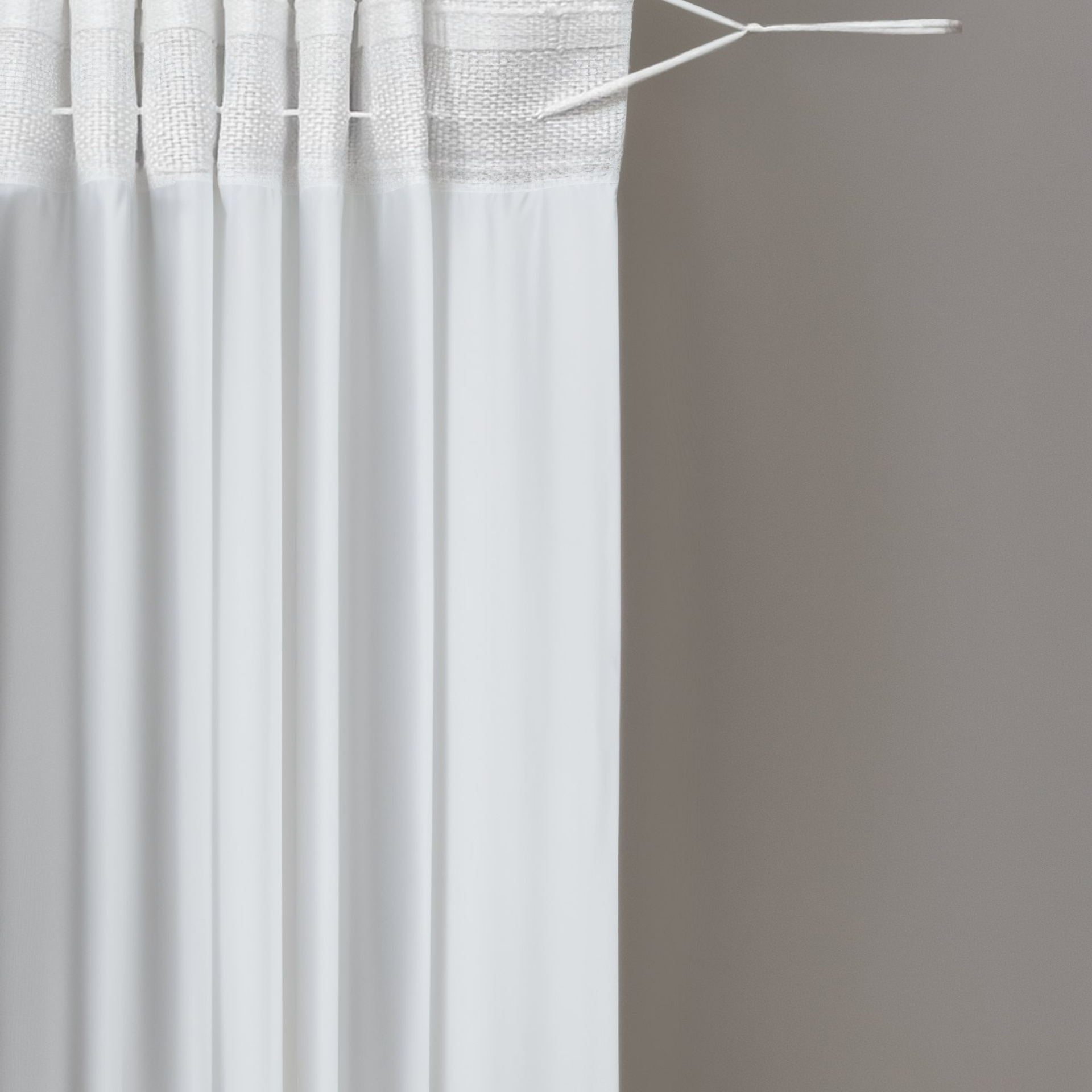 Креативная съемка, подчеркивающая уникальные дизайнерские элементы.