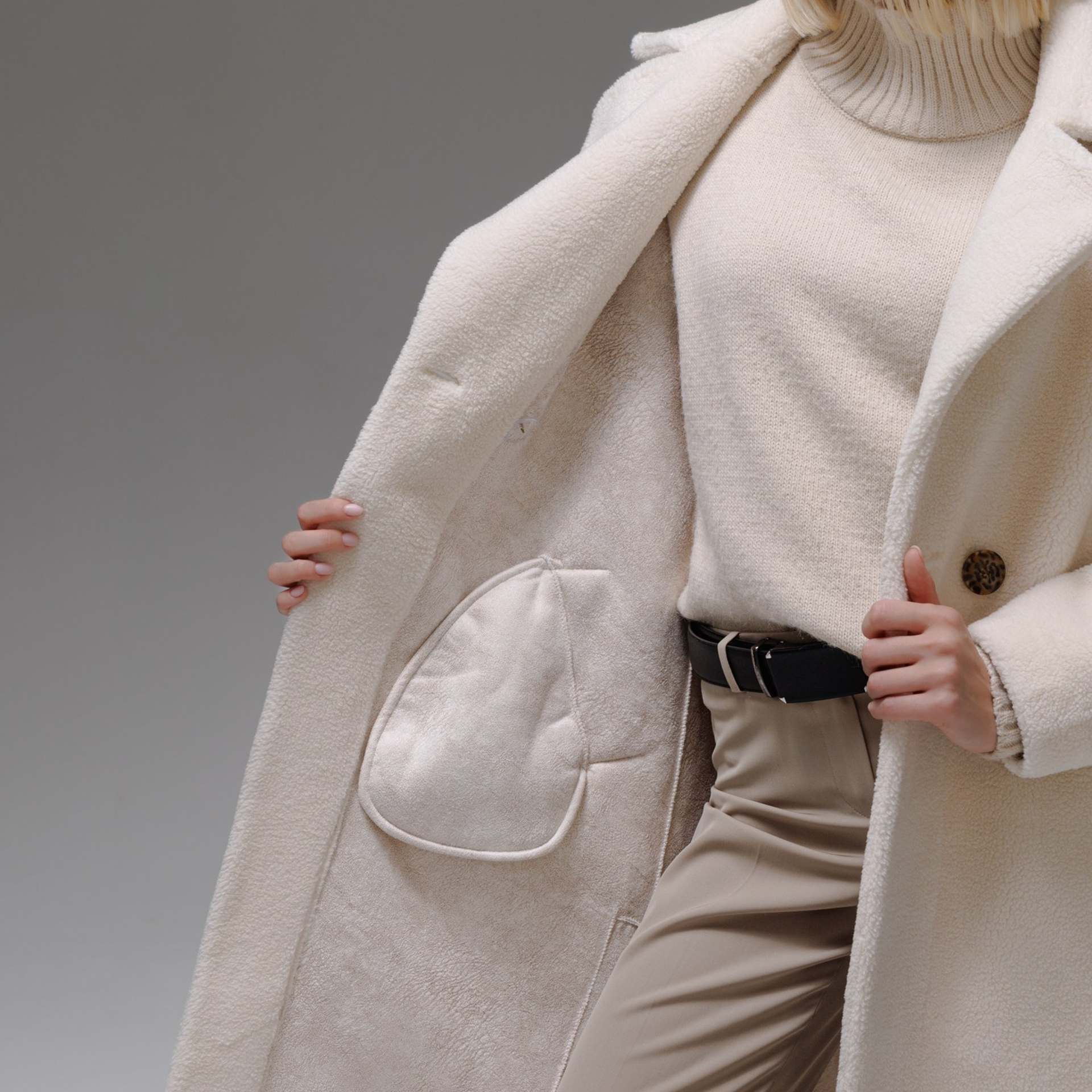 Женская одежда-предметная съемка для маркетплейсов old | Sale Easy