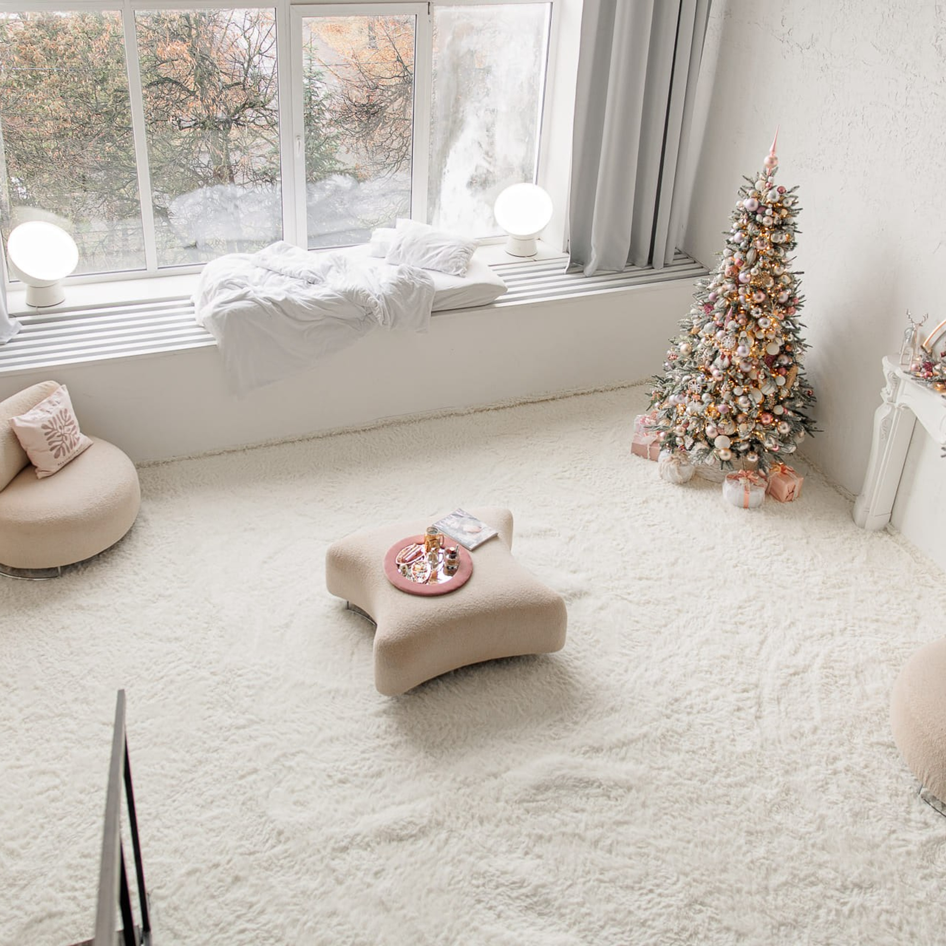 Корица  — Boston