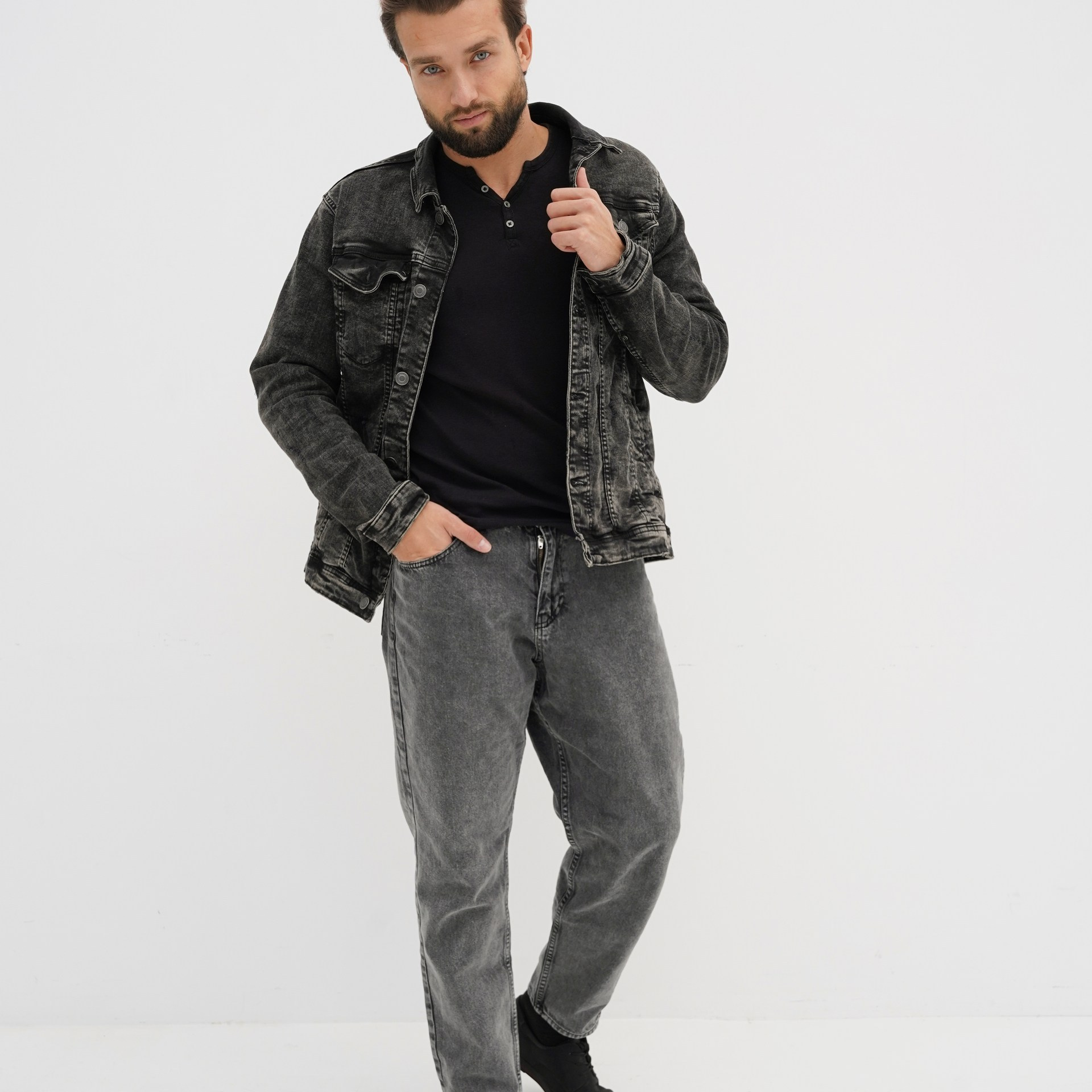 Предметное фото - стильные мужские наряды.