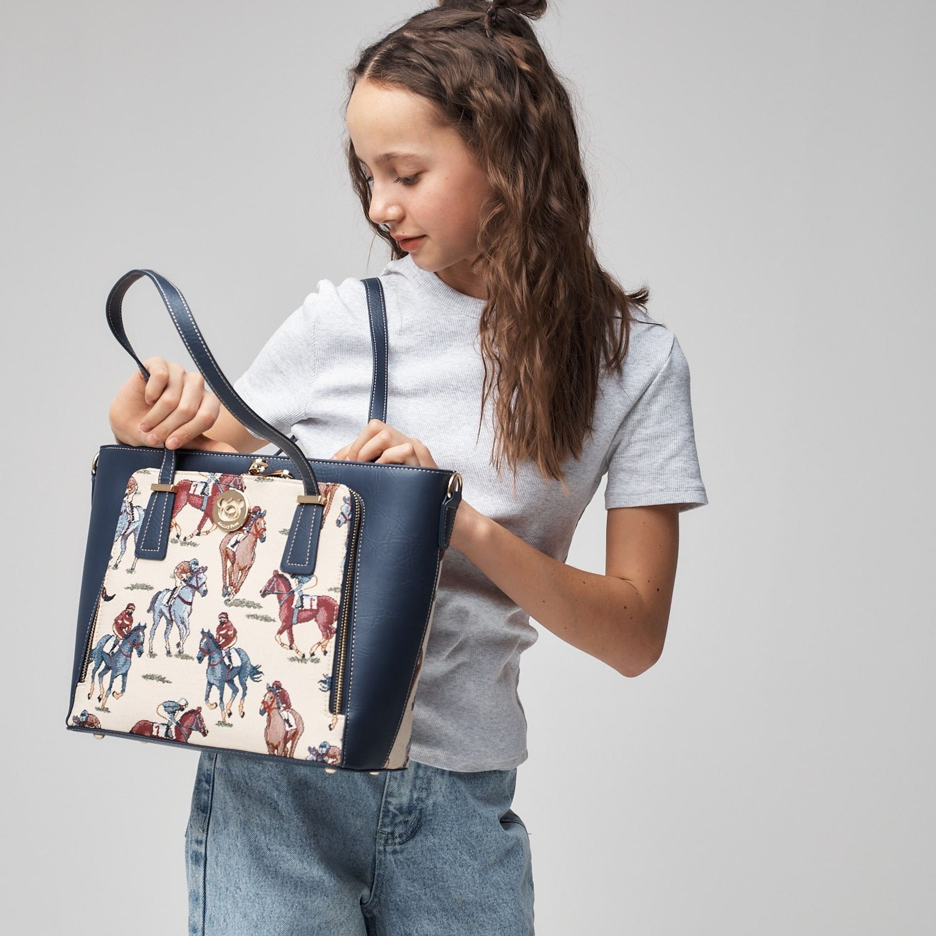 Предметная съёмка сумок- фото для маркетплейсов | Sale Easy