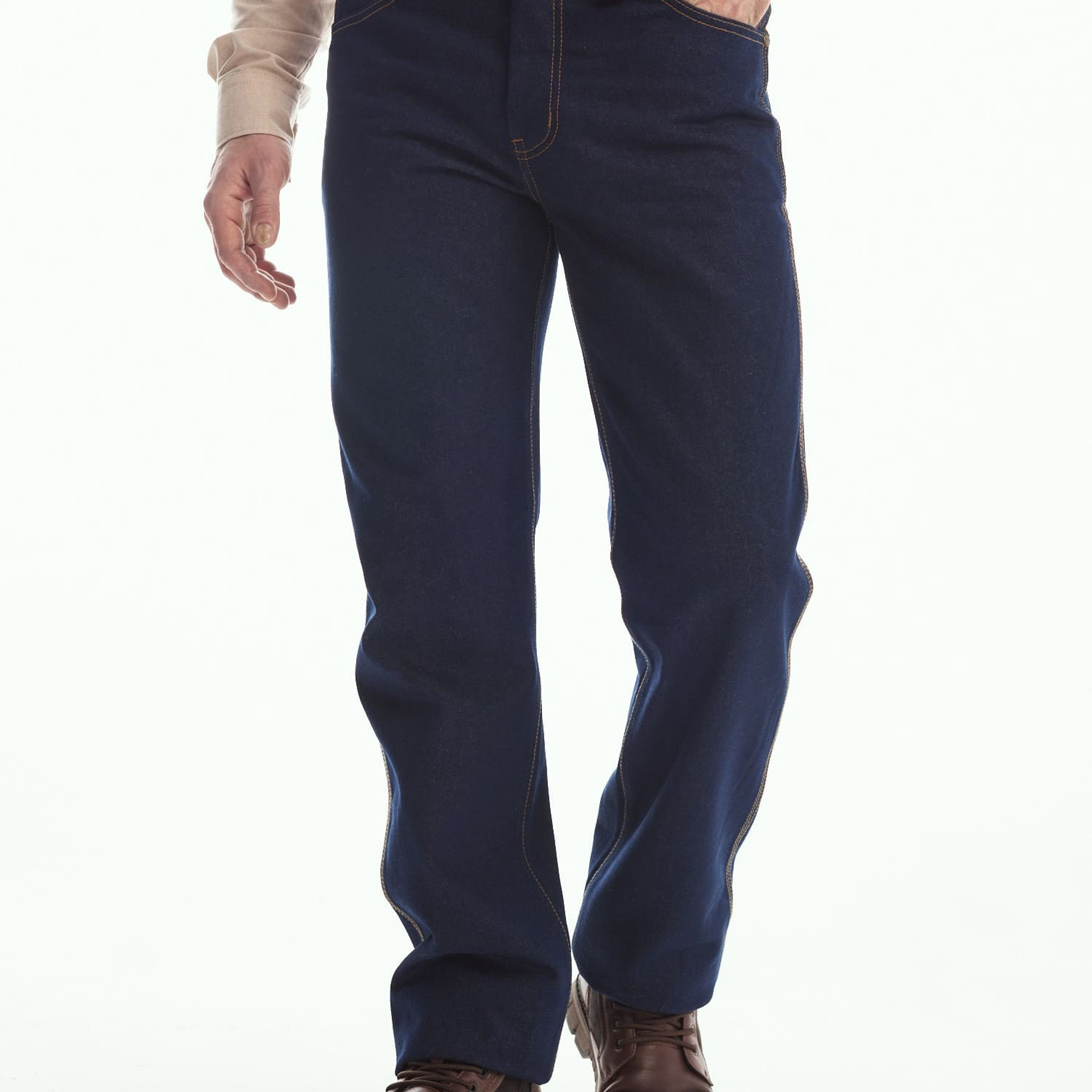 Предметная съёмка мужской одежды для маркетплейсов old | Sale Easy