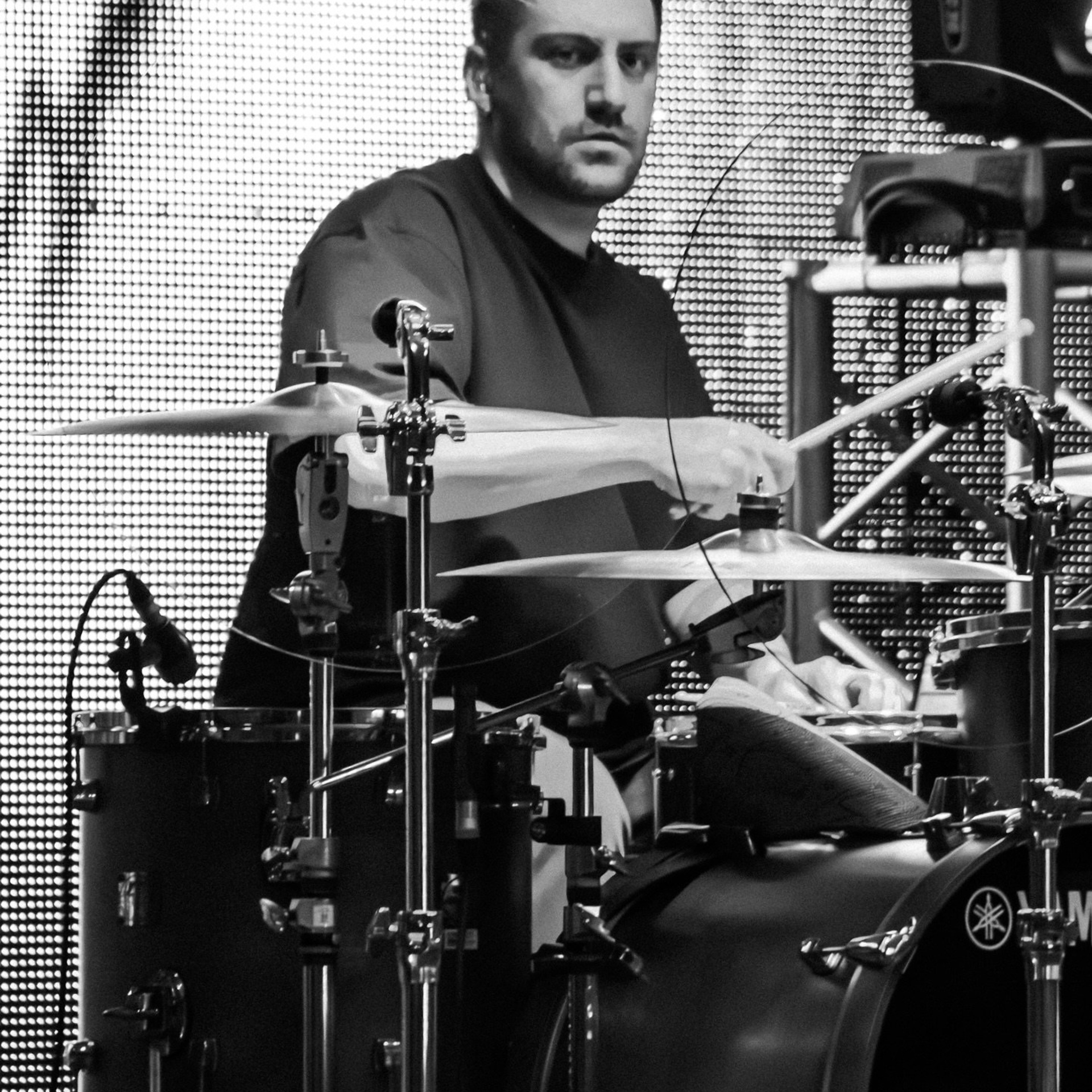 Отзывы. Графический дизайнер Илья Левченко