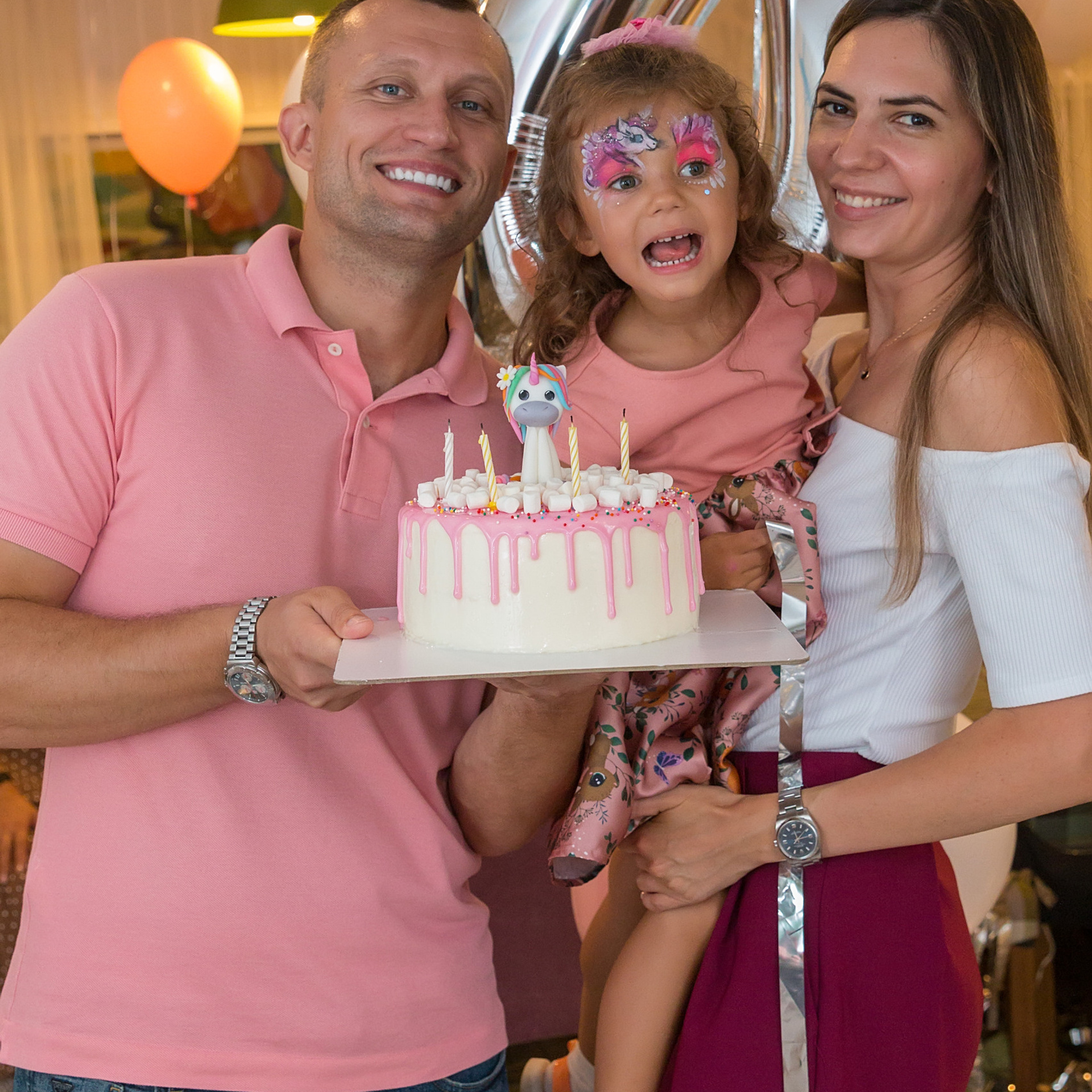 День рождение Вики 4 года