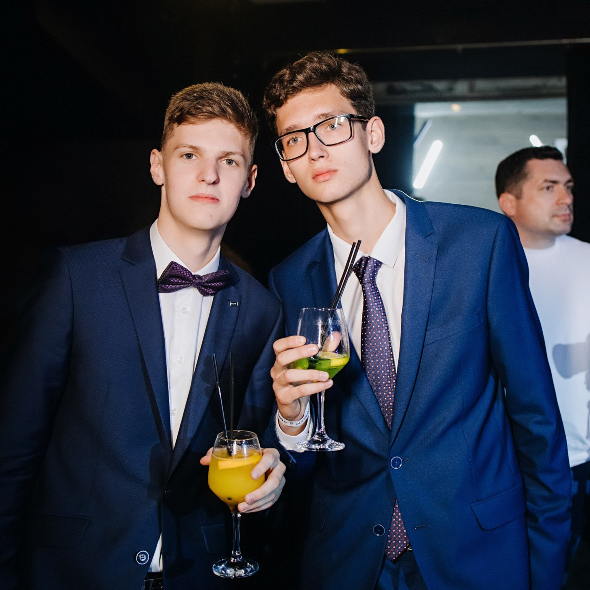 Выпускная фотосессия | Репортаж и съемка на фотозоне. Школьная съемка и создание выпускных альбомов в Нижнем Новгороде