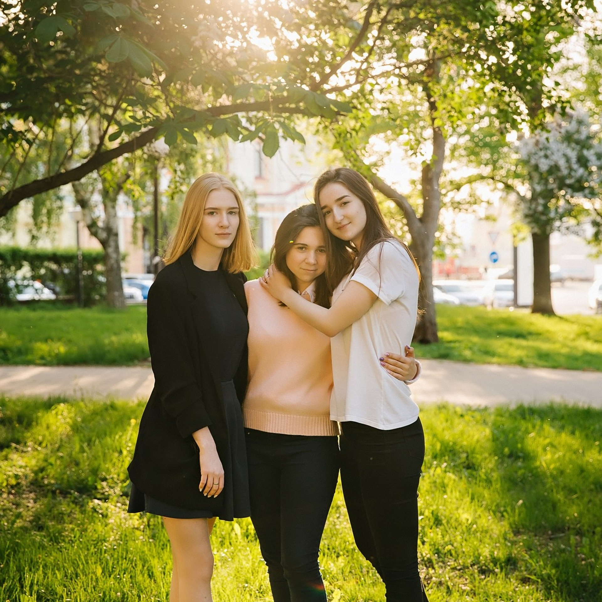 Прогулочные школьные фотосессии | Уличные съемки для школьников. Школьная съемка и создание выпускных альбомов в Нижнем Новгороде