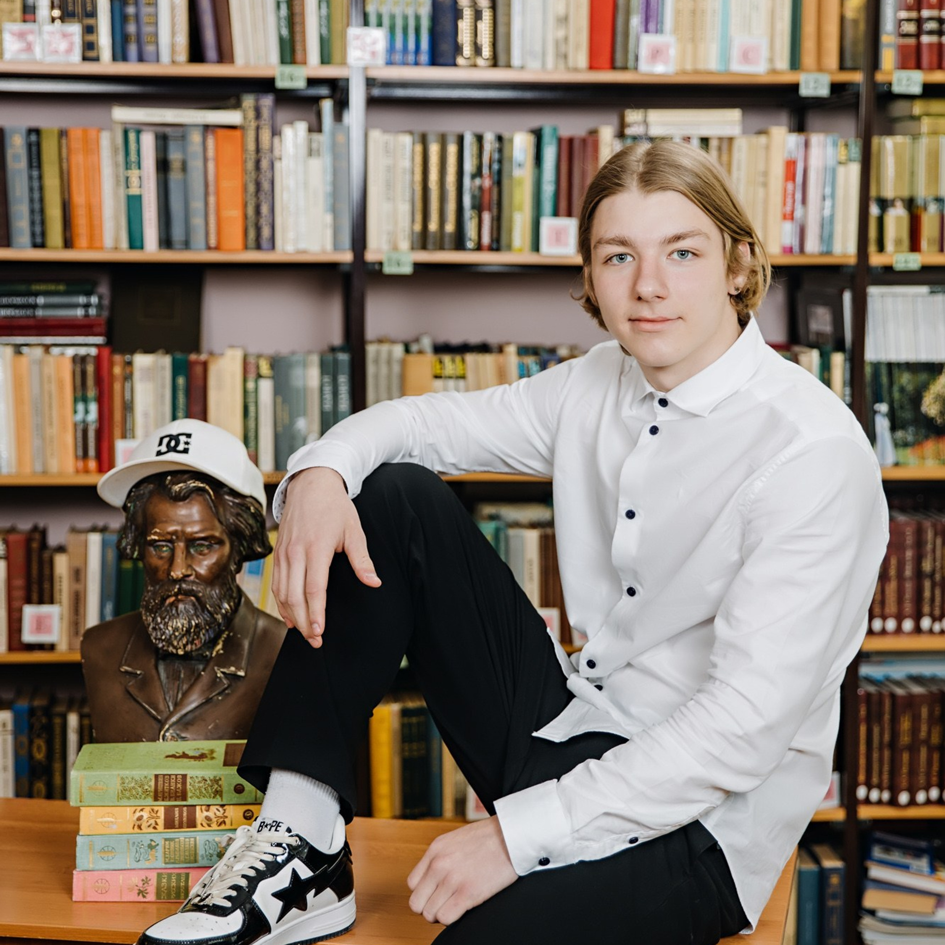 Съемка для выпускников старших классов – профессиональные фото  школьников 10-11 классов. Школьная съемка и создание выпускных альбомов в Нижнем Новгороде