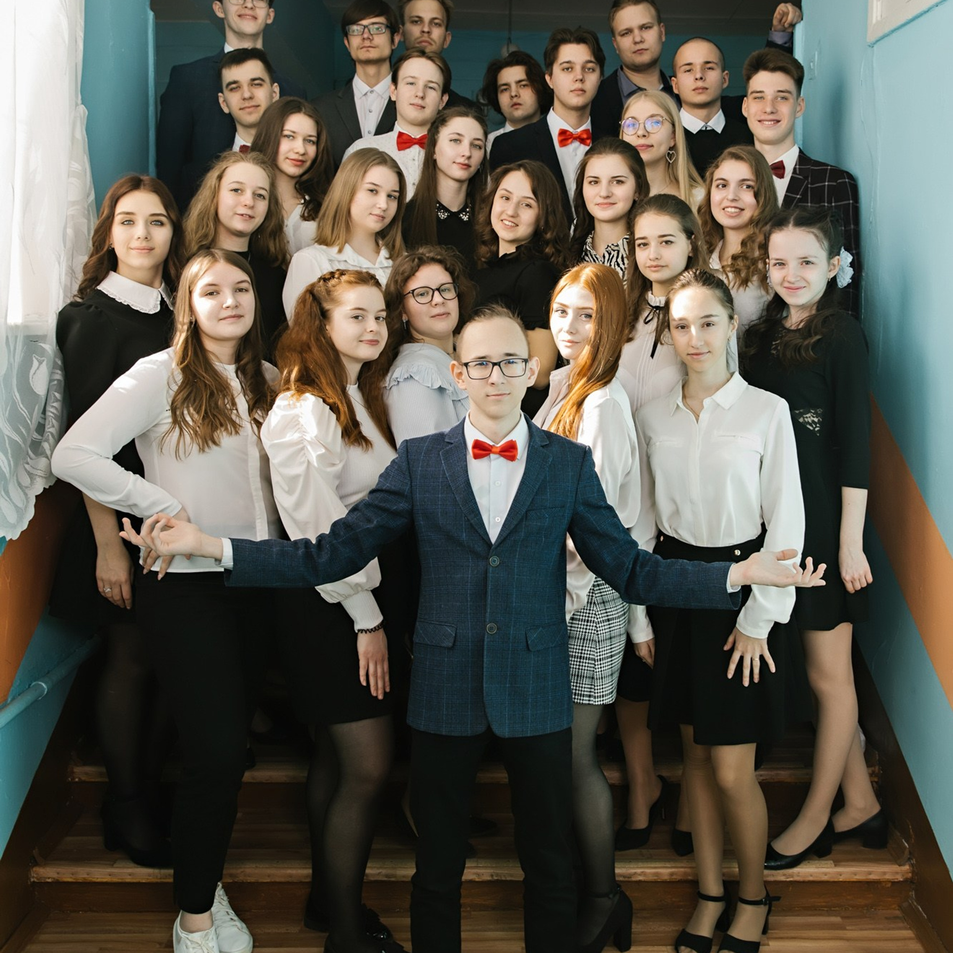 Съемка для выпускников старших классов – профессиональные фото  школьников 10-11 классов. Школьная съемка и создание выпускных альбомов в Нижнем Новгороде