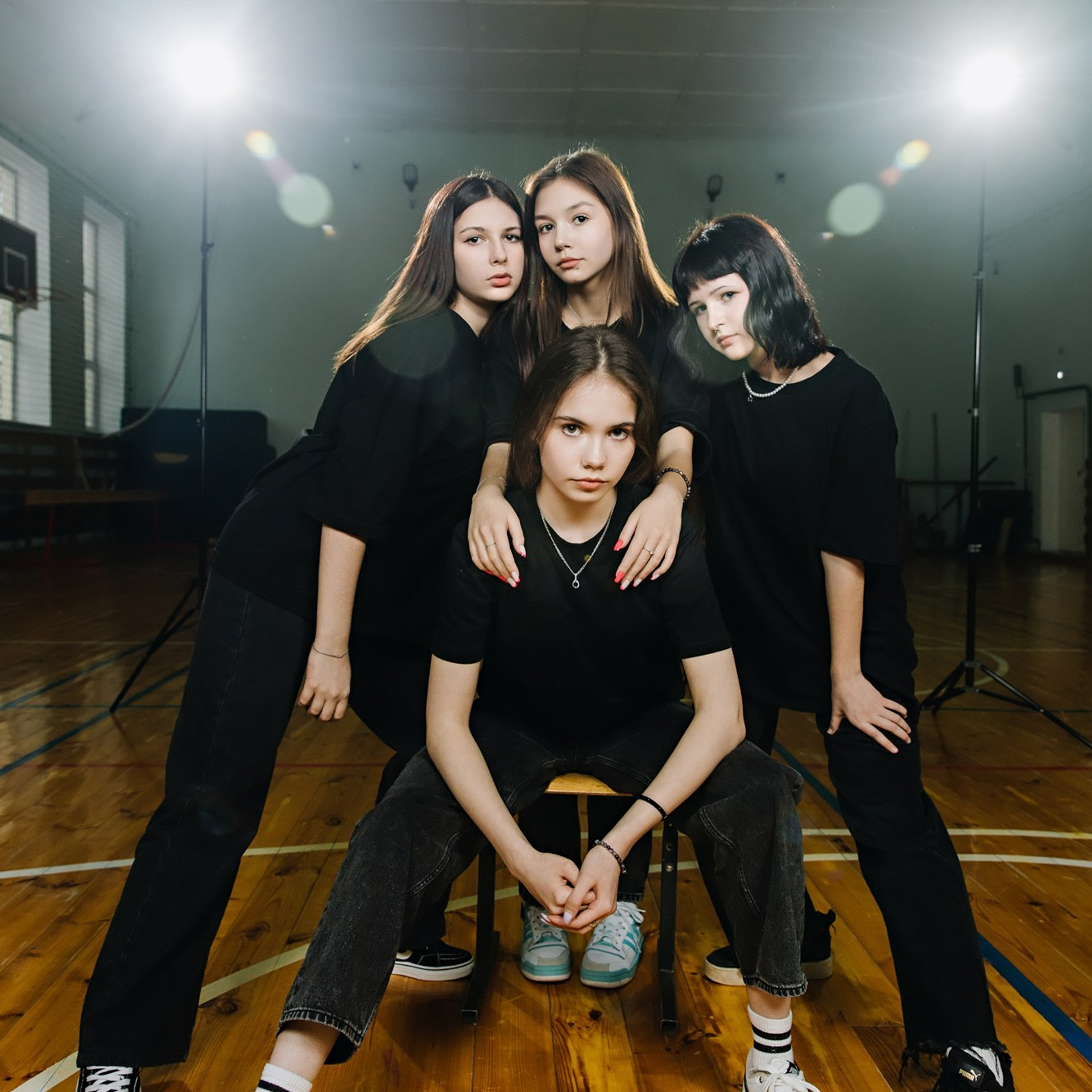 Съемка для выпускников старших классов – профессиональные фото  школьников 10-11 классов. Школьная съемка и создание выпускных альбомов в Нижнем Новгороде