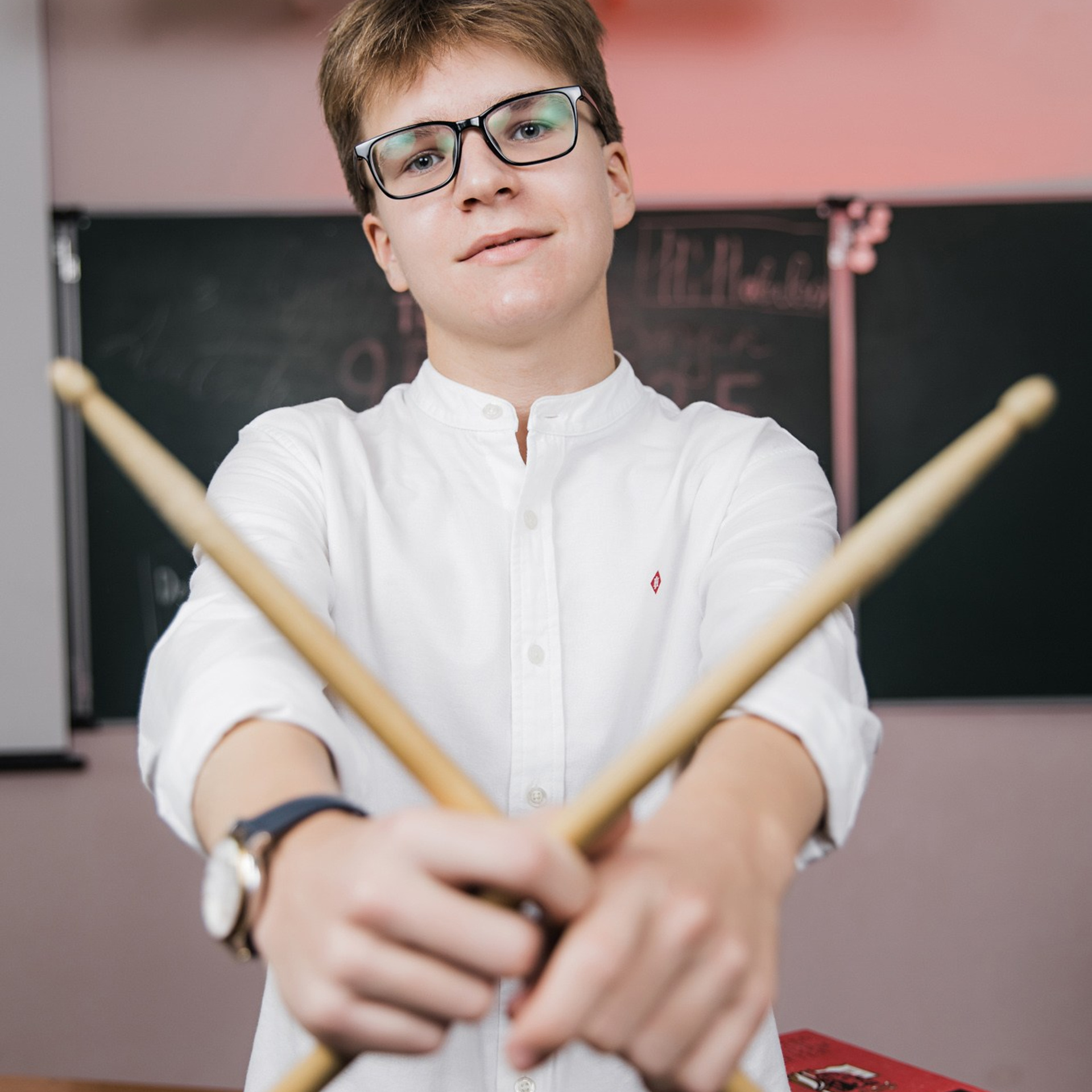 Съемка для выпускников старших классов – профессиональные фото  школьников 10-11 классов. Школьная съемка и создание выпускных альбомов в Нижнем Новгороде