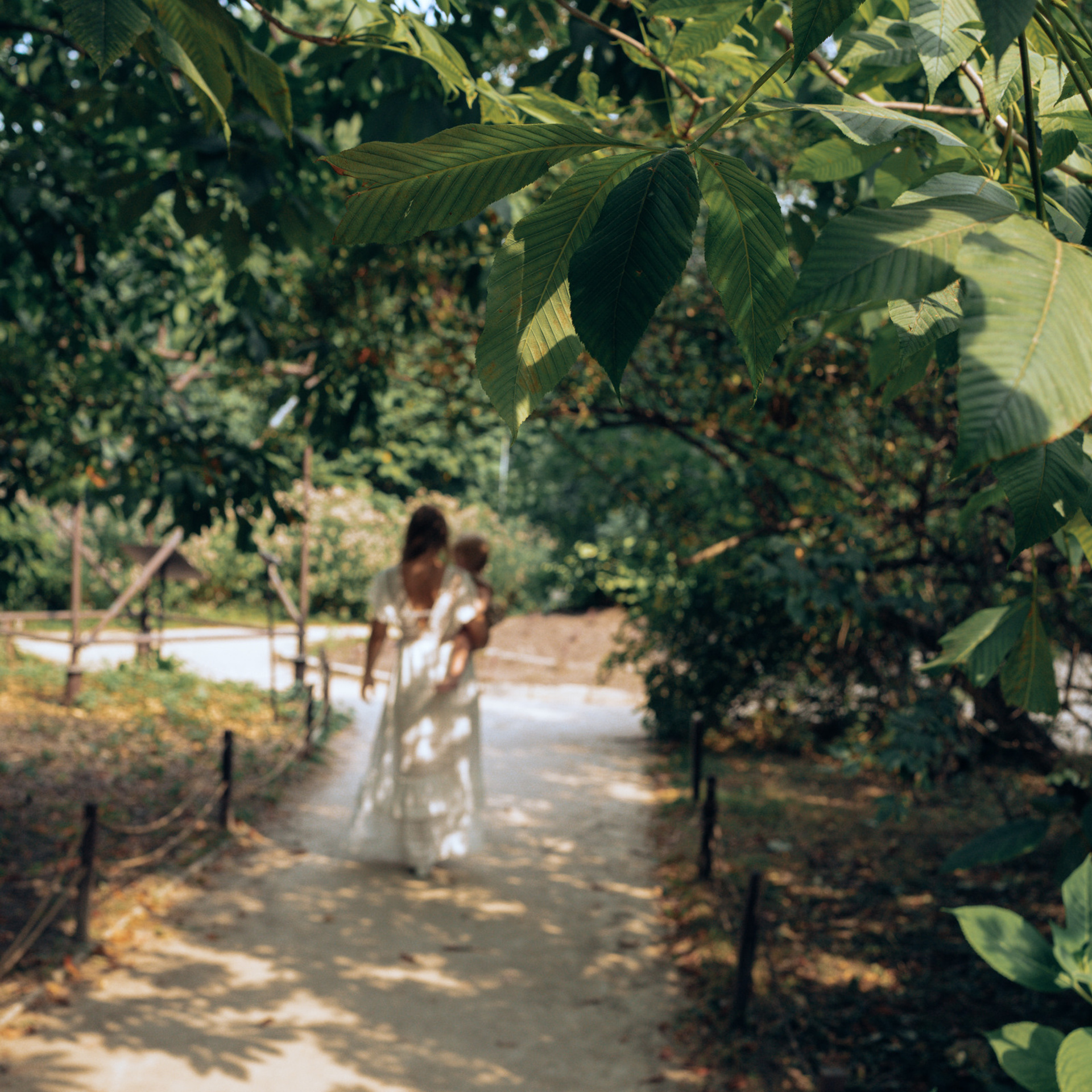 Света и Надя