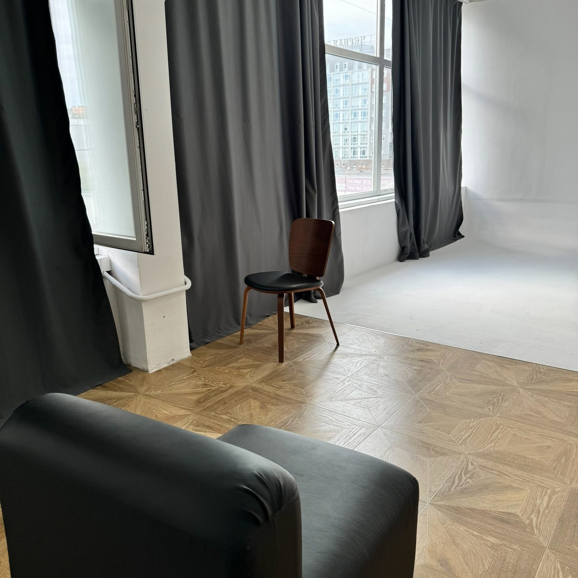 Минималистичные студии и циклорамы. Свадебный и студийный фотограф в Нижнем Новгороде