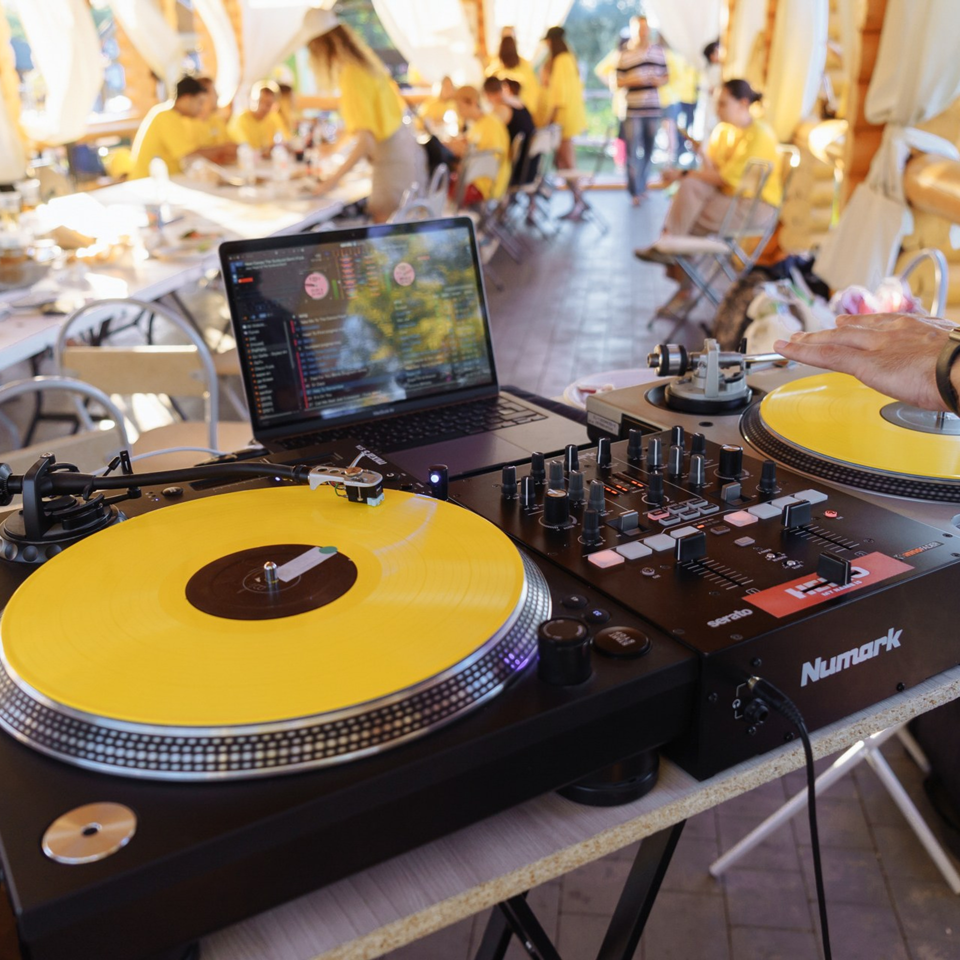 Неформальная встреча компании Блинбери-Сушивесла