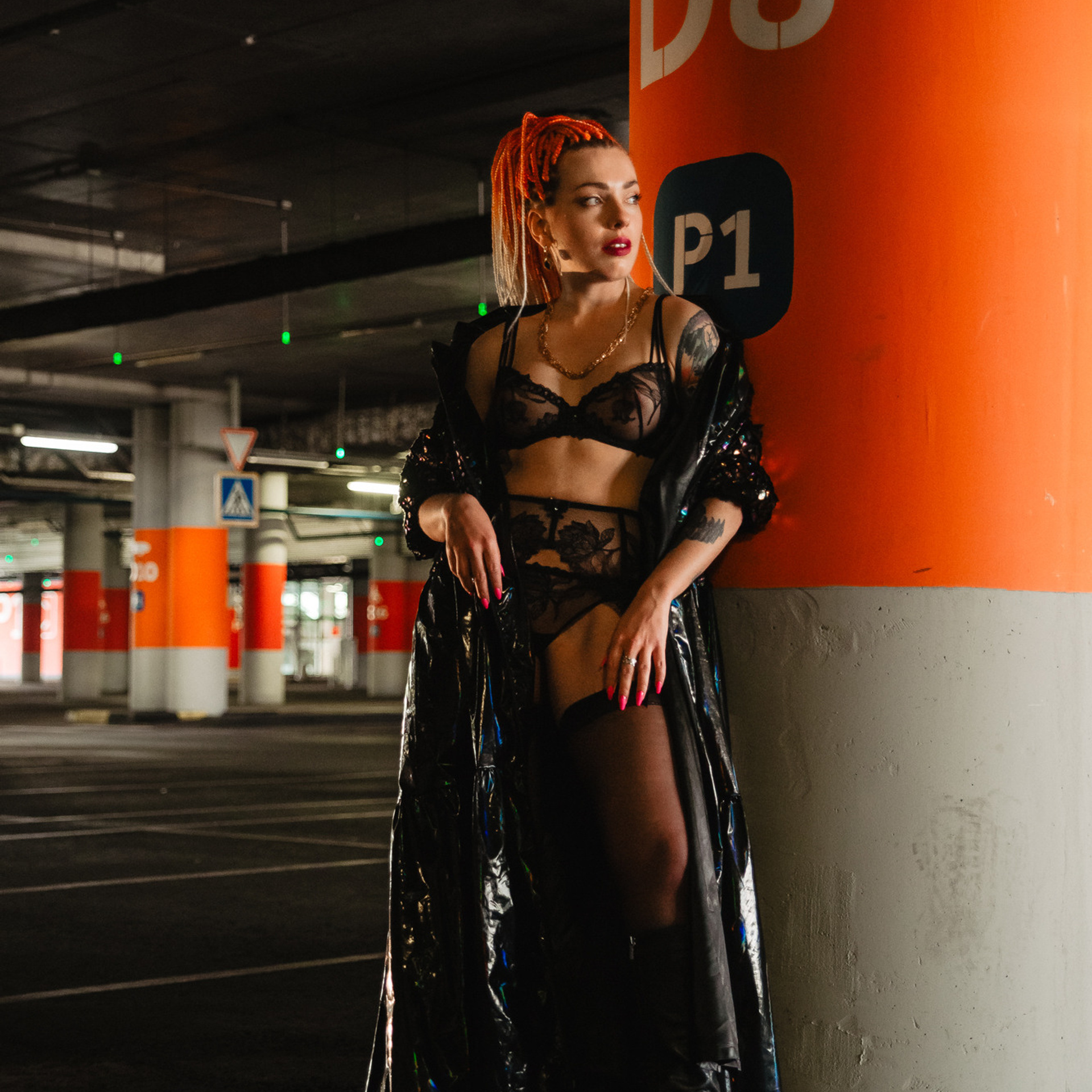 Тома. Паркинг