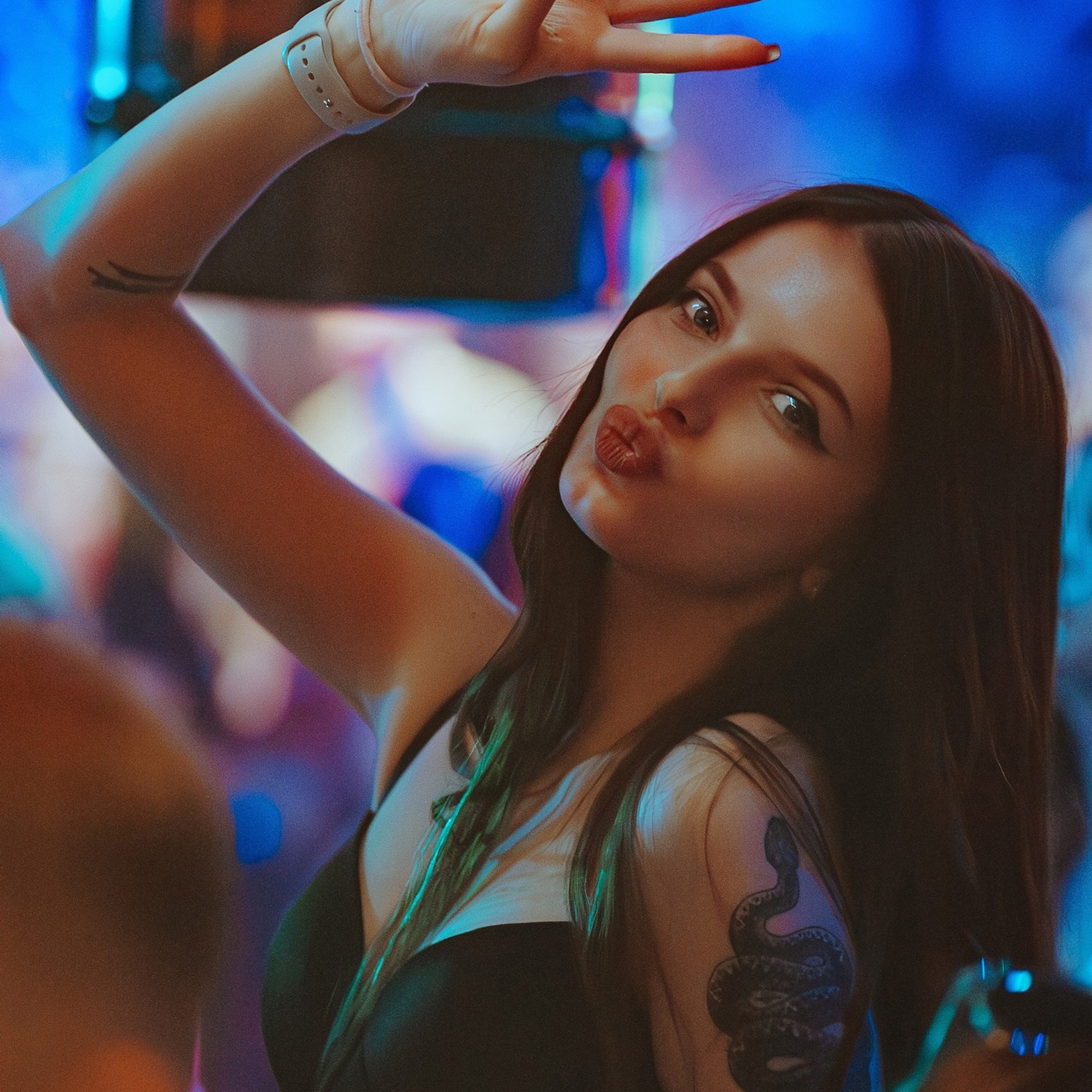 Ночной клуб НЕОН | Фотоотчеты NEON Барнаул. Репортажный (Event) фотограф в Барнауле | Даниил Маркин | Качество и вайб