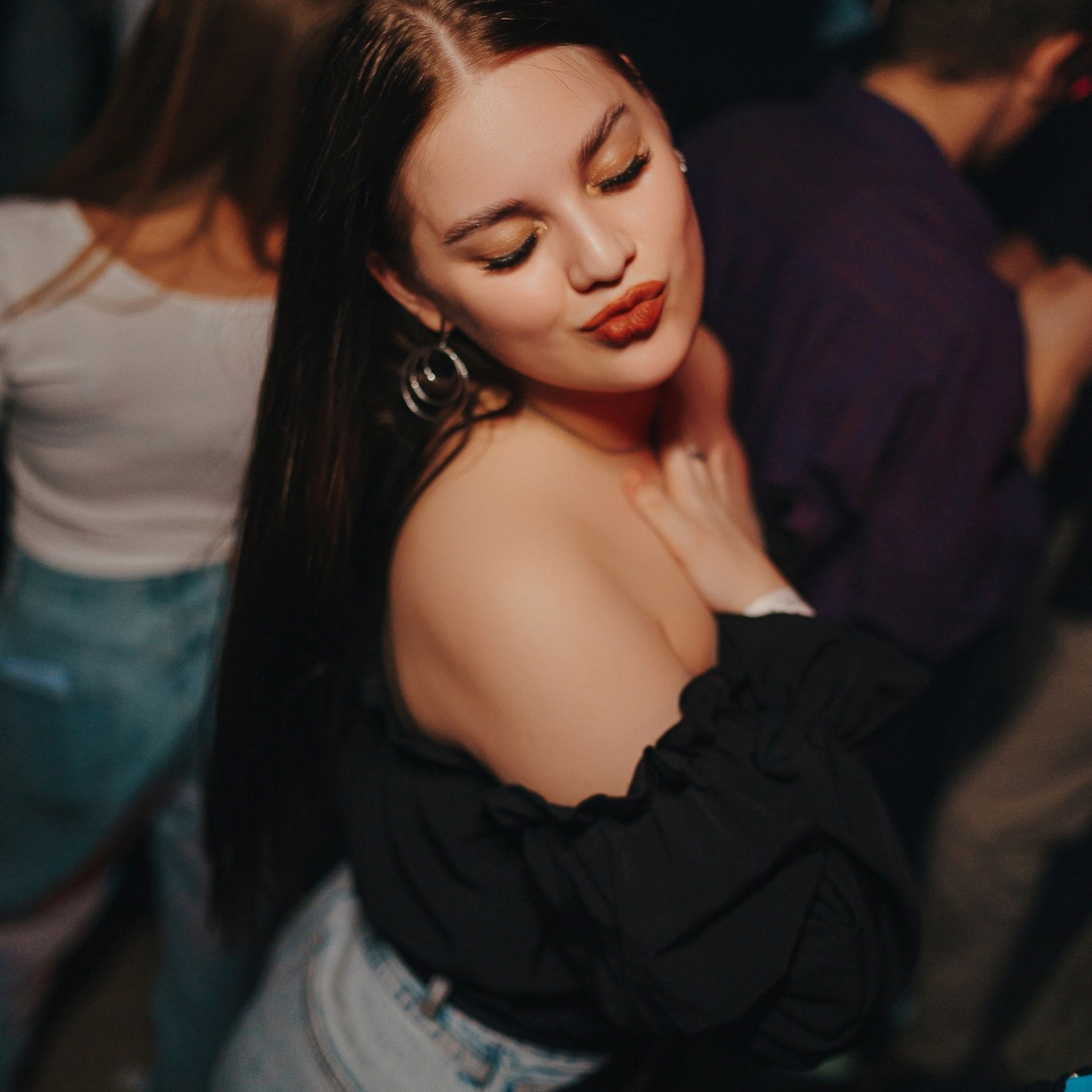 Ночной клуб НЕОН | Фотоотчеты NEON Барнаул. Репортажный (Event) фотограф в Барнауле | Даниил Маркин | Качество и вайб
