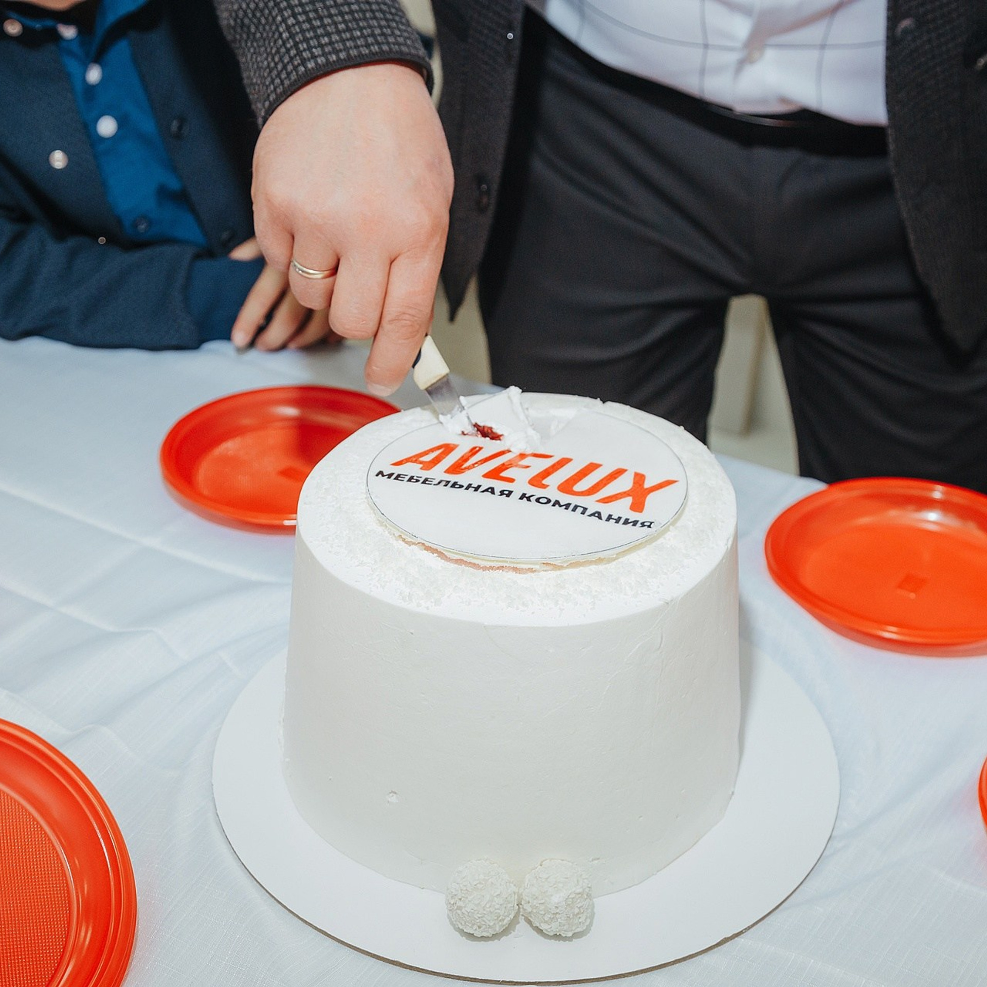 Avelux Сергея Семёнова 14 — Открытие. Репортажный (Event) фотограф в Барнауле | Даниил Маркин | Качество и вайб