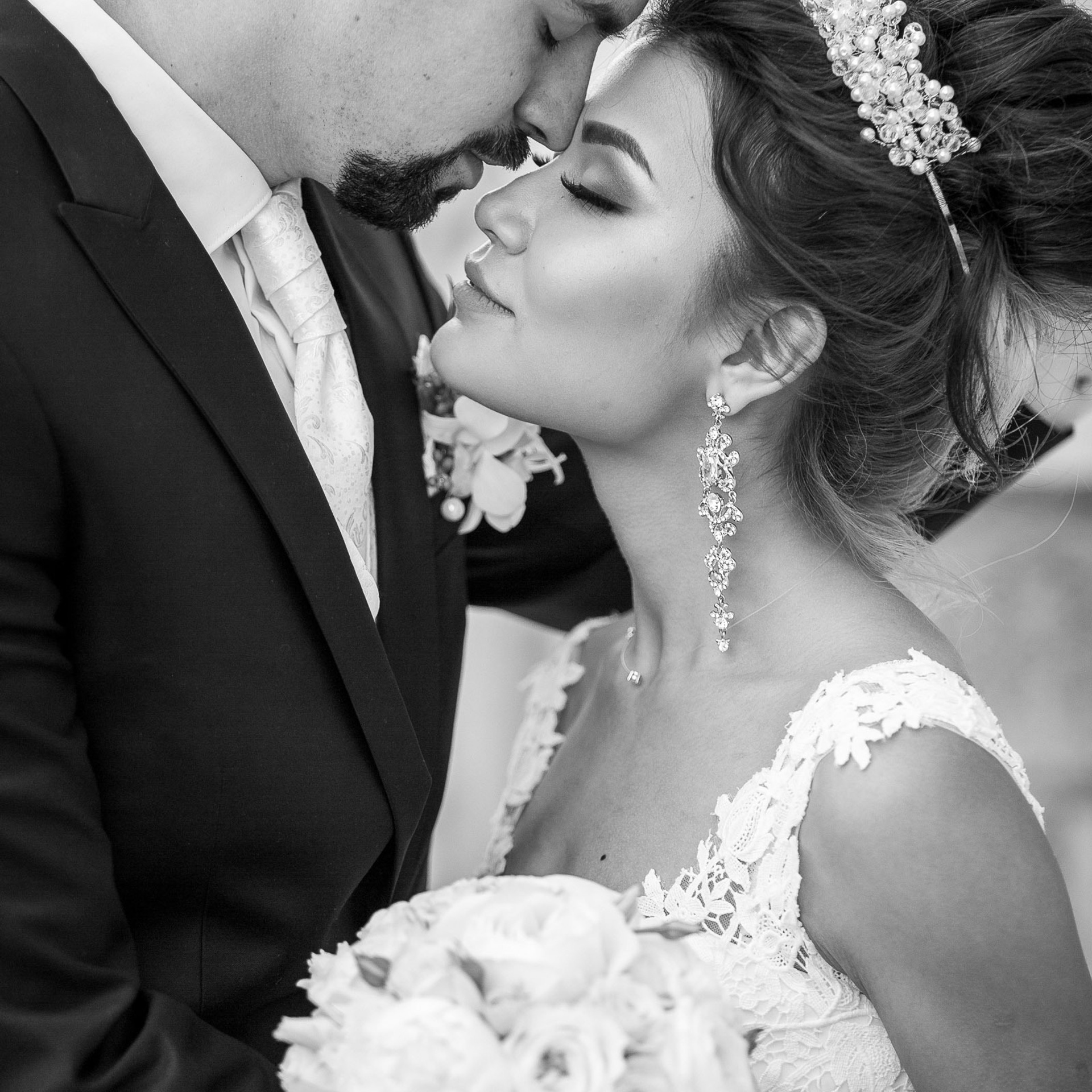 Марк и Нишат