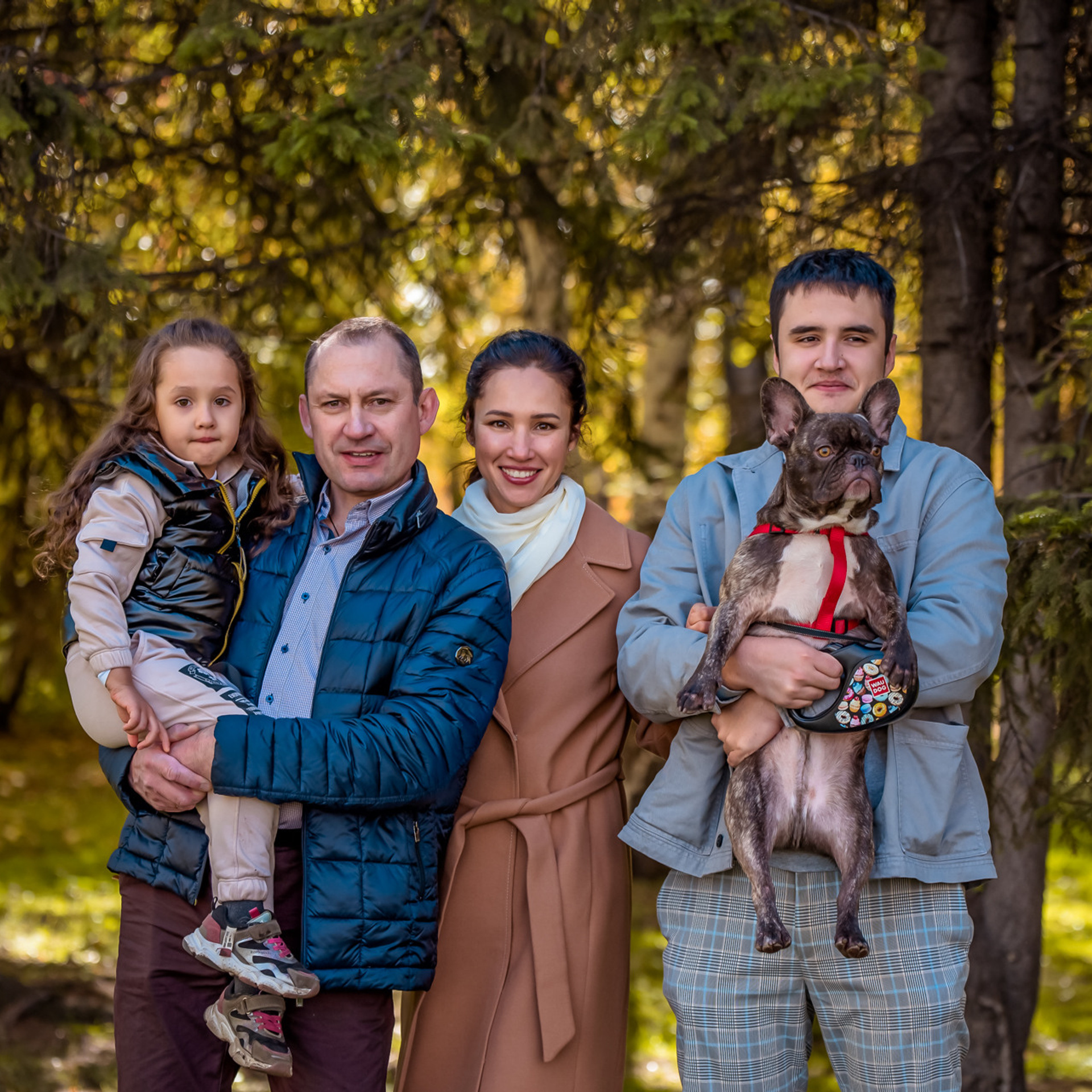 Осенняя семейная прогулка