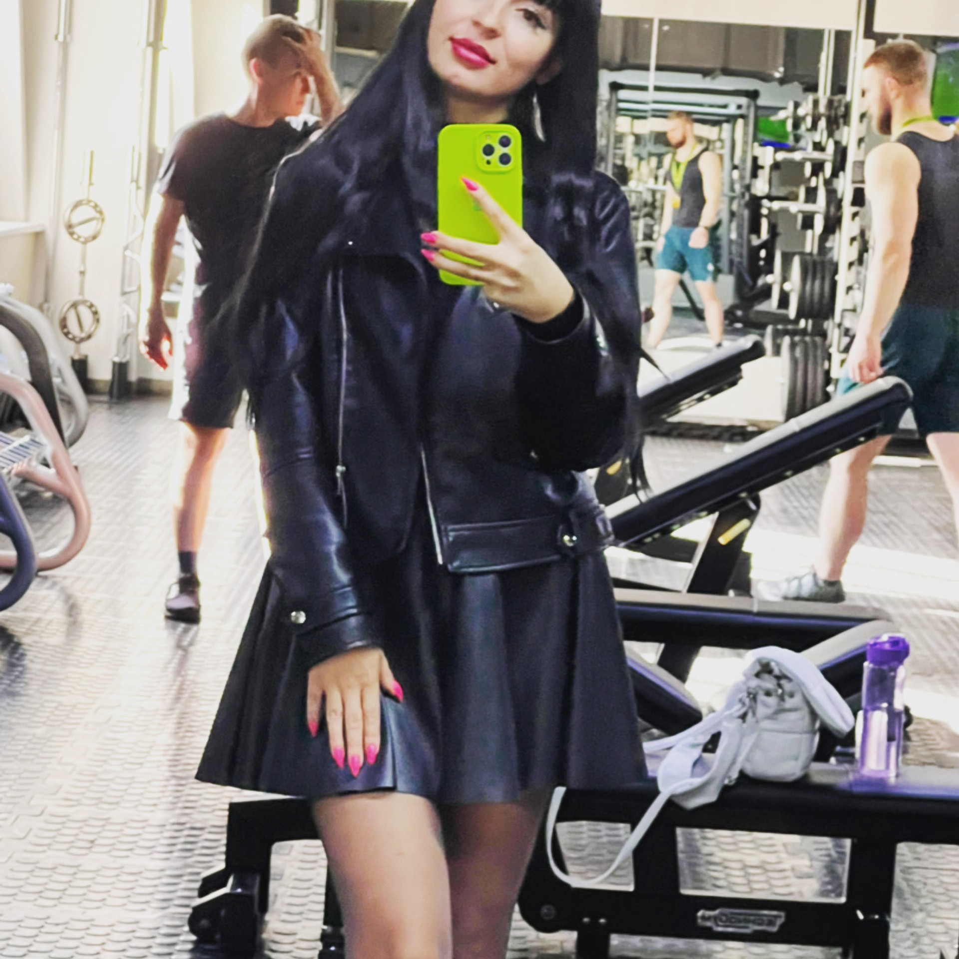 НАСТАВНИЧЕСТВО ПО СОЗДАНИЮ ОДЕЖДЫ. Модельер Евгений Бременев