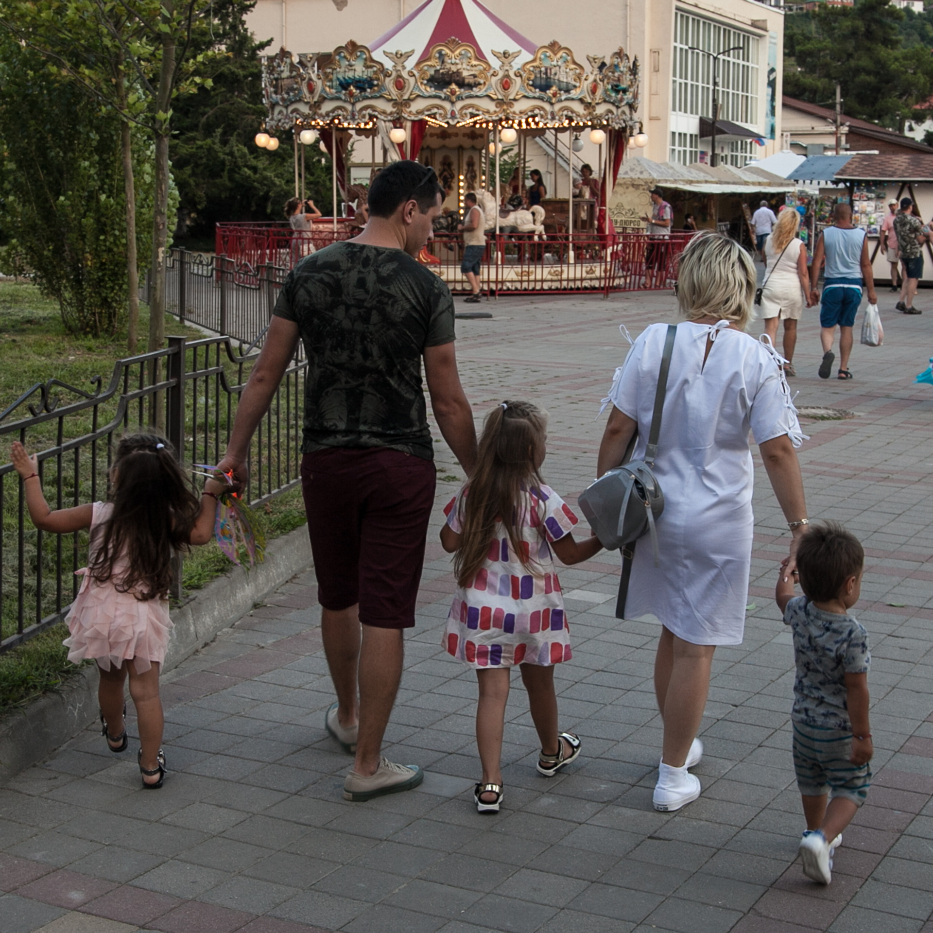 Семейная фотосессия в Абрау