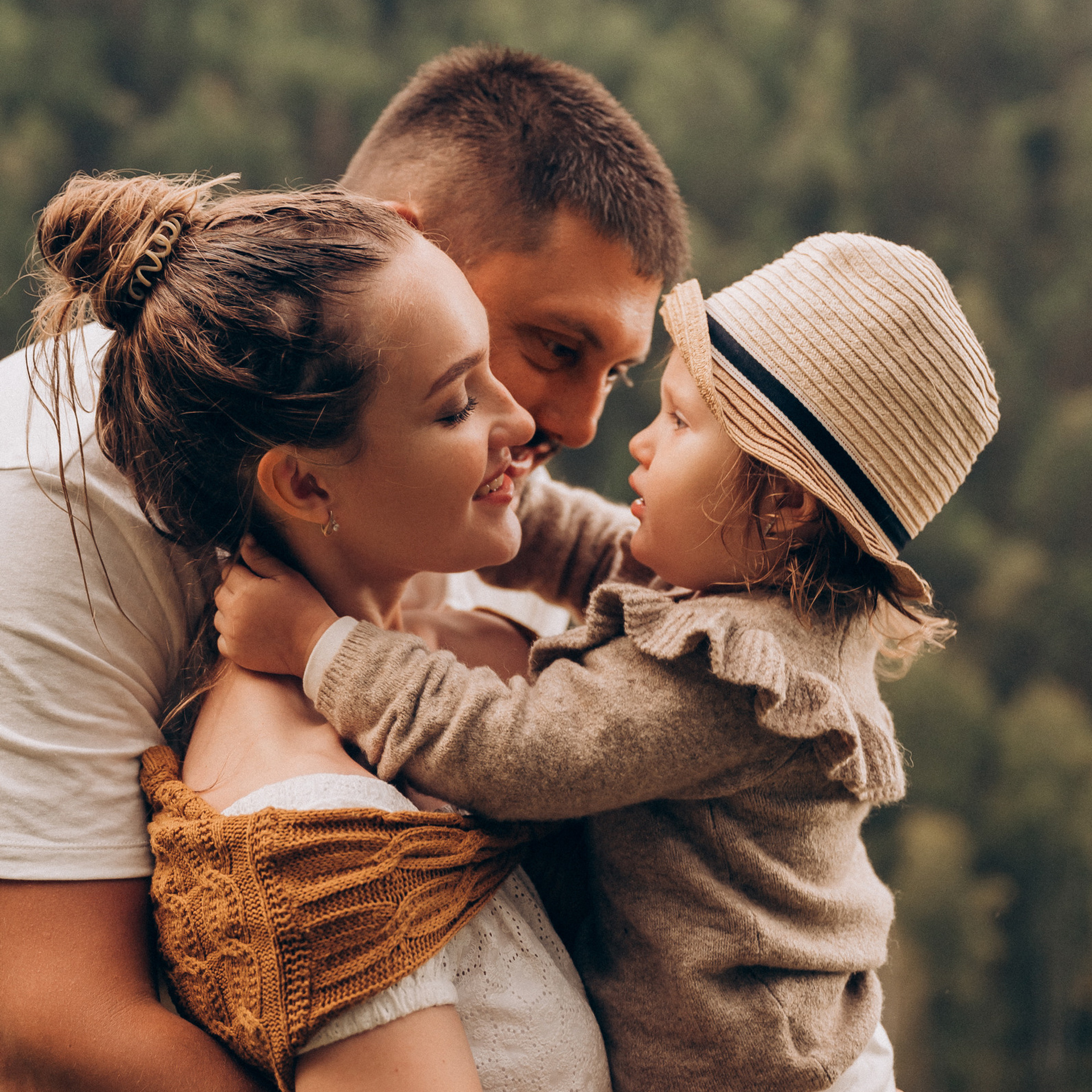 Даша, Сема, Кира