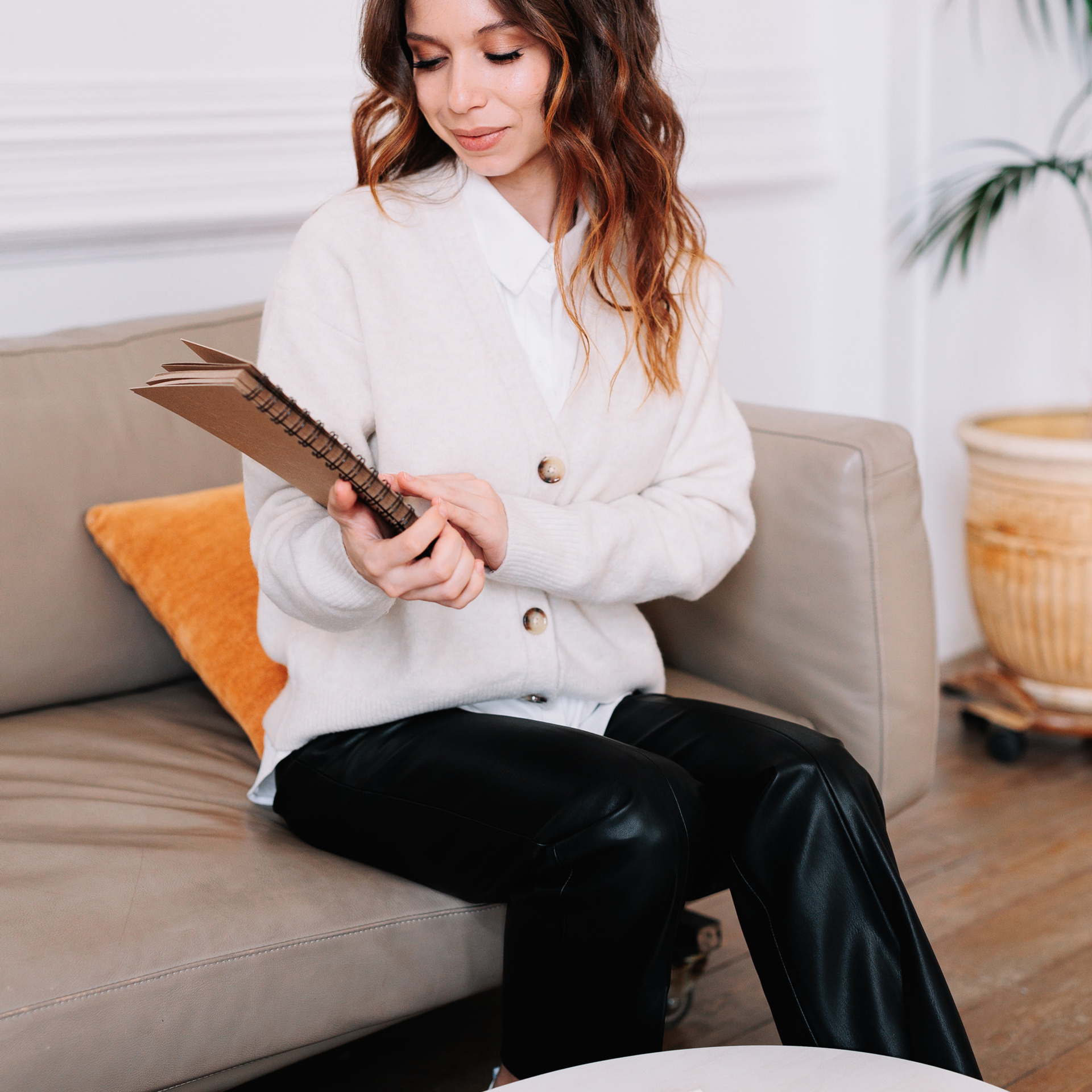 Отзывы. Контент для брендов и маркетплейсов в Москве