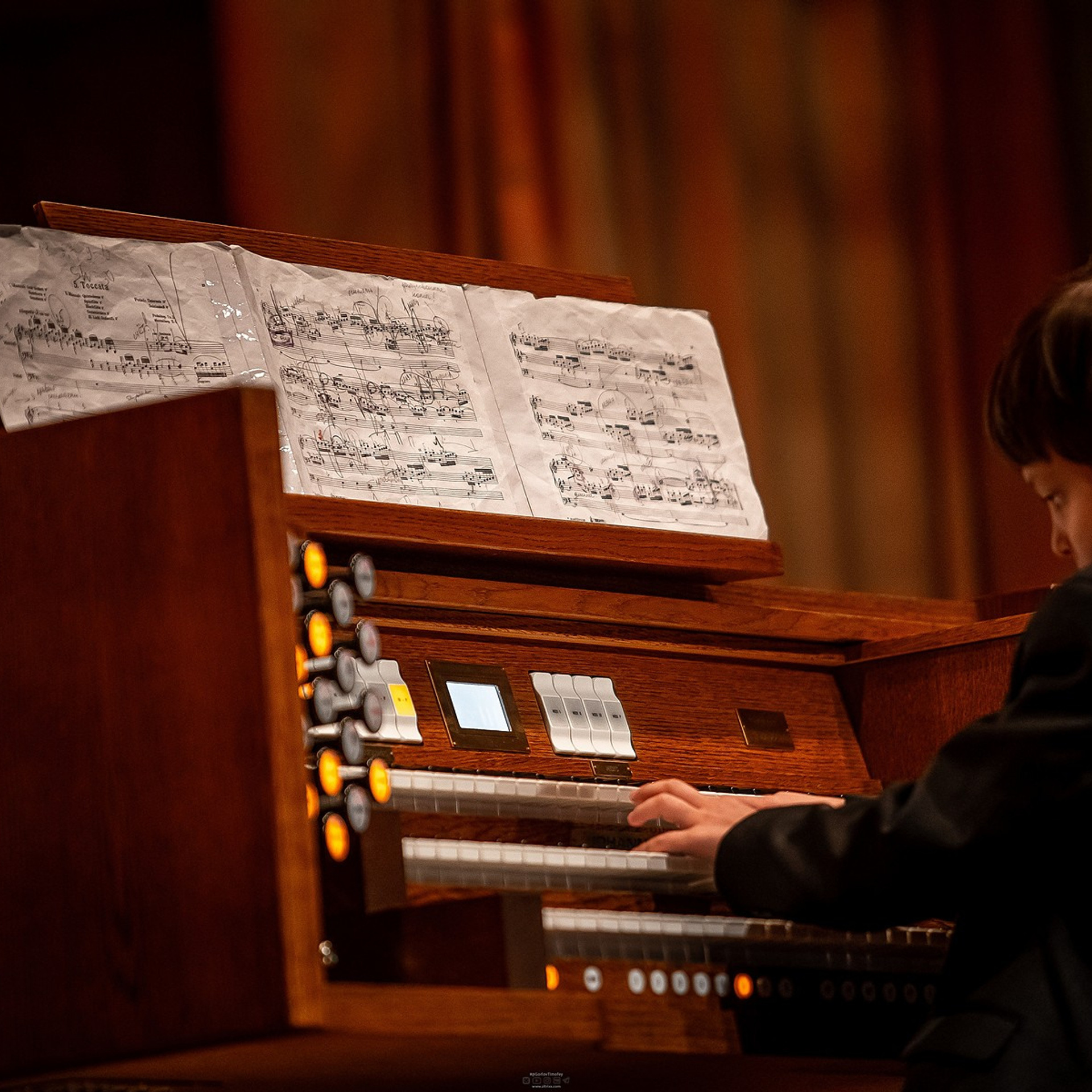 Мероприятия и корпоративы. Контент съемка под ключ. Световое шоу / Москва и Мо