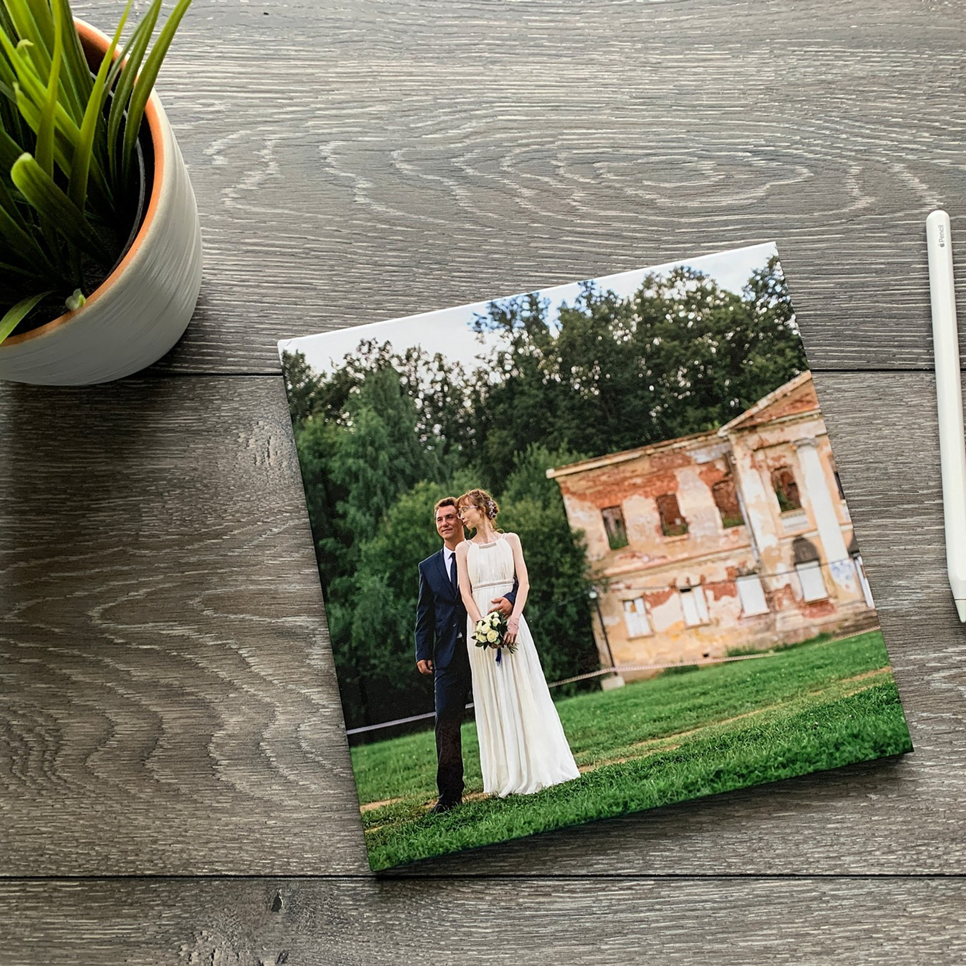 Печать фотокниги. Контент съемка под ключ. Световое шоу / Москва и Мо