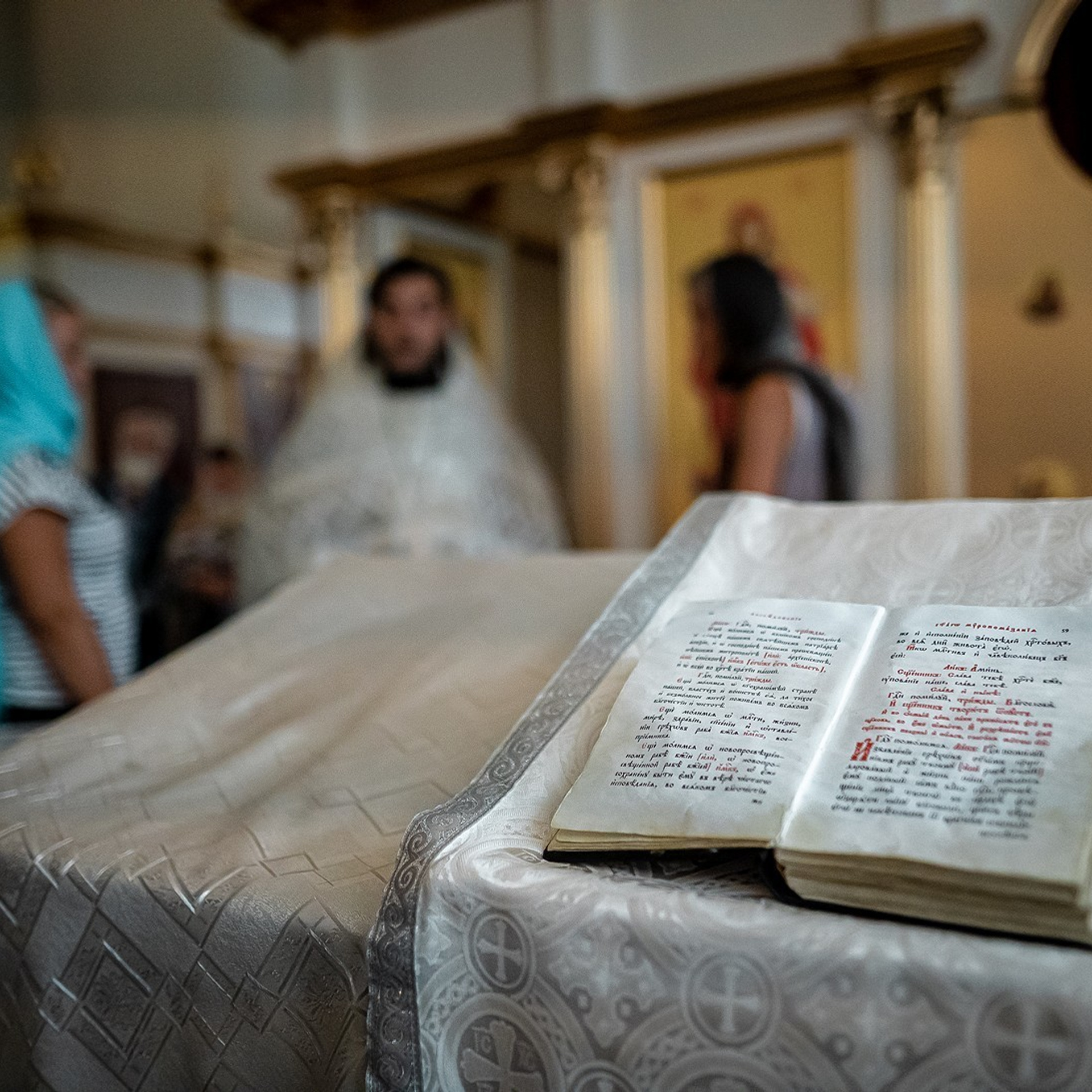 Крещение и выписка из роддома. Контент съемка под ключ. Световое шоу / Москва и Мо