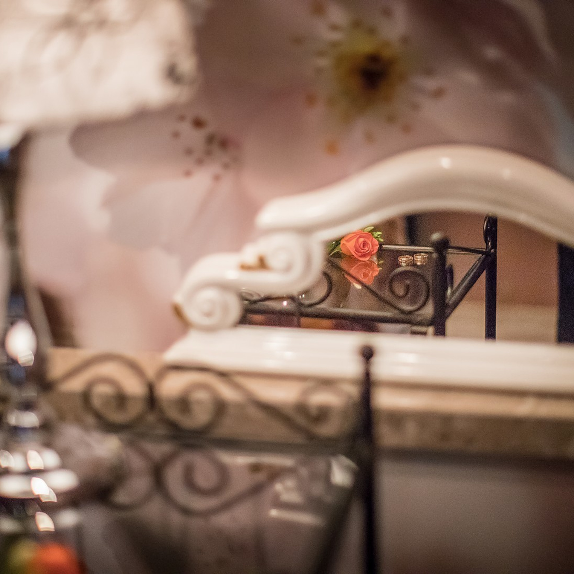 Свадебная история. Контент съемка под ключ. Световое шоу / Москва и Мо