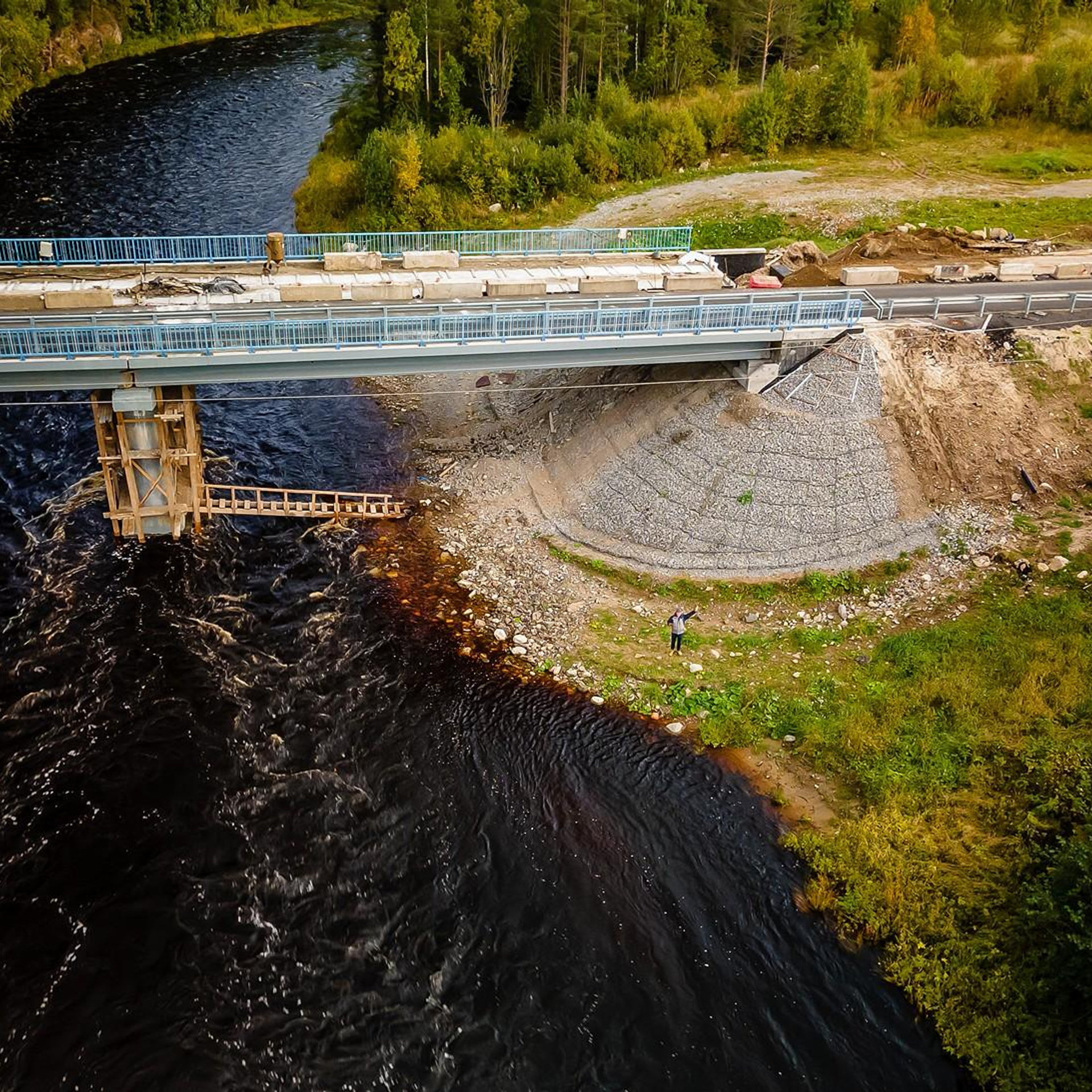 Съемка с квадрокоптера. Контент съемка под ключ. Световое шоу / Москва и Мо