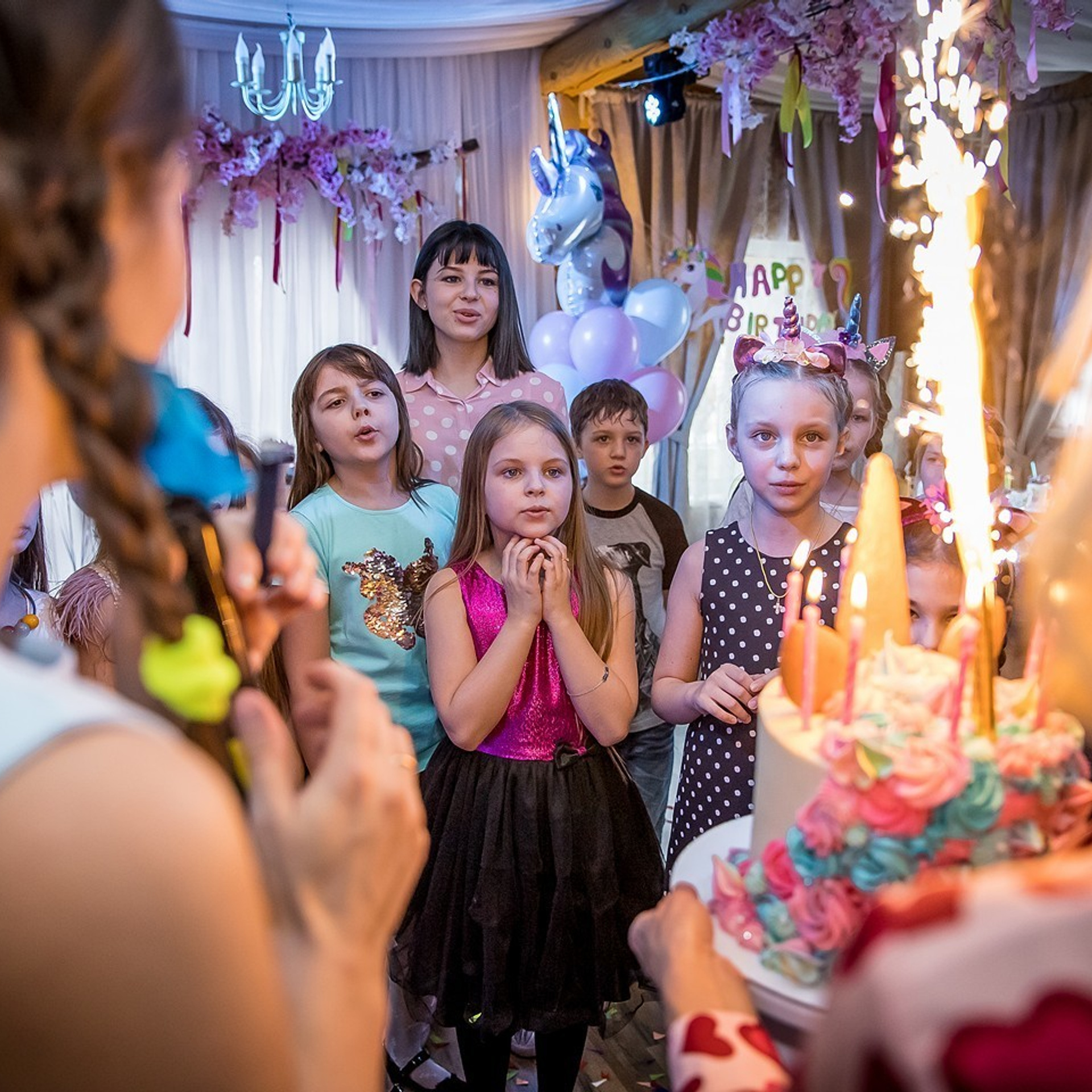 Детский день рождения, праздник. Контент съемка под ключ. Световое шоу / Москва и Мо