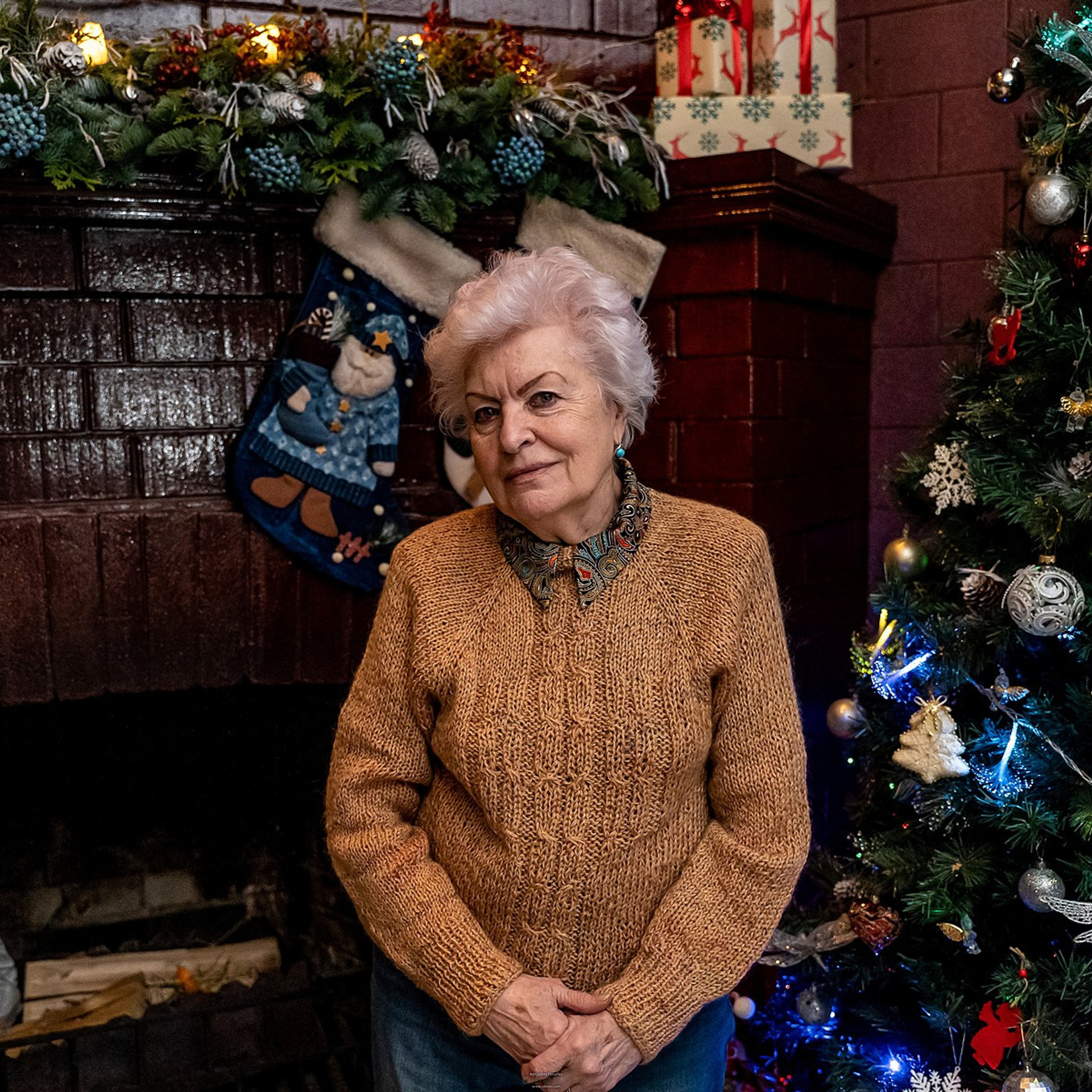 Съемка в студии. Контент съемка под ключ. Световое шоу / Москва и Мо