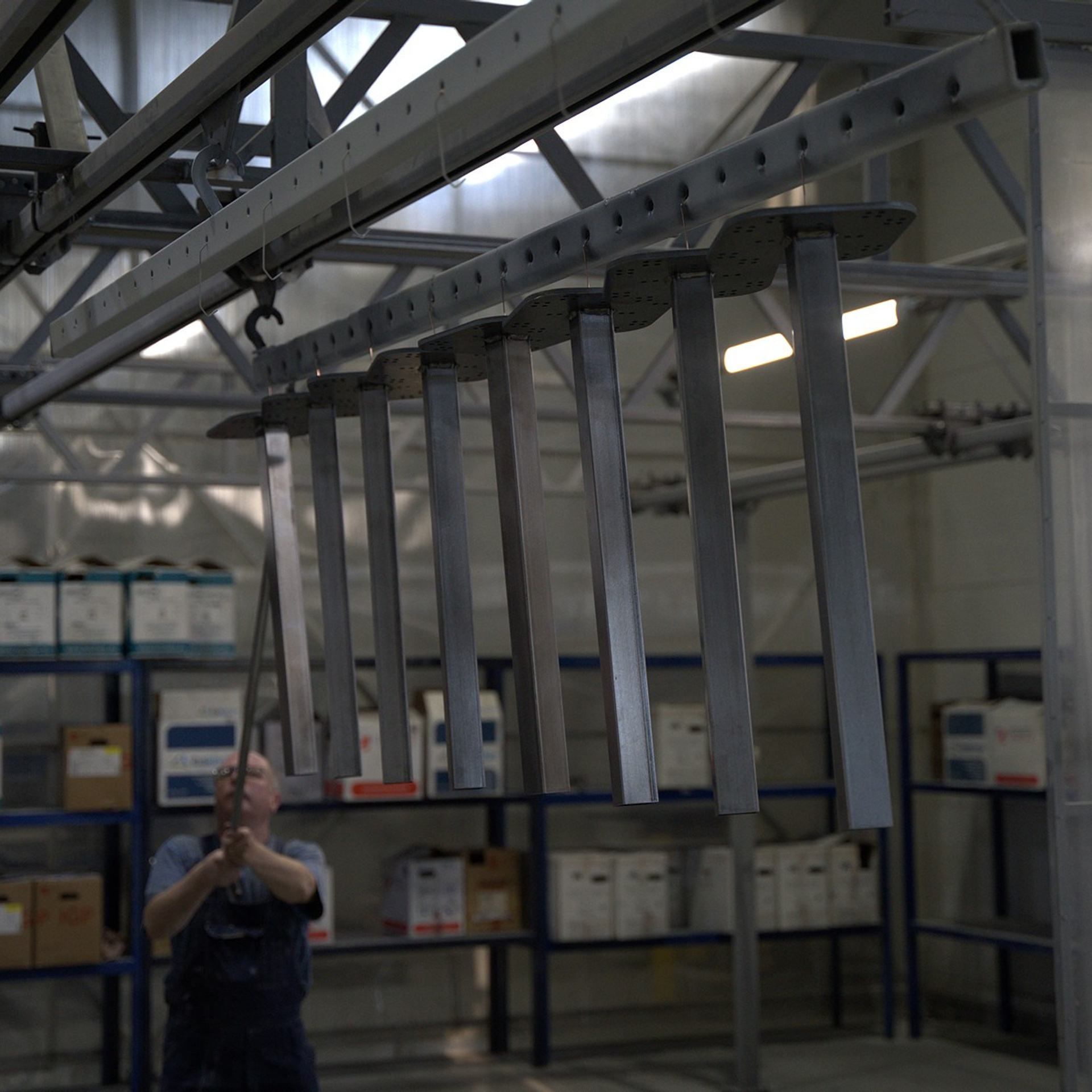 Съемка на производстве. Контент съемка под ключ. Световое шоу / Москва и Мо