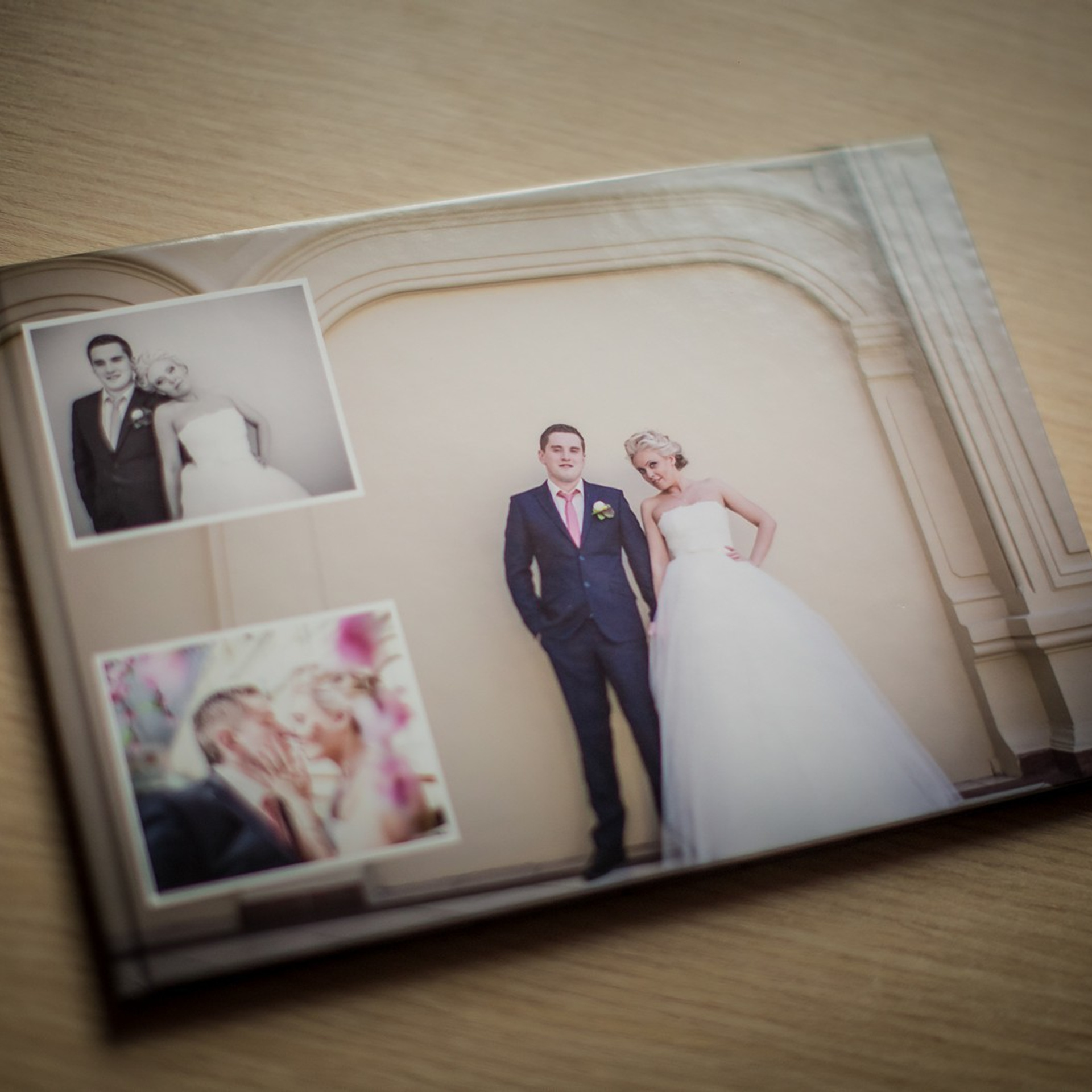 Печать фотокниги. Контент съемка под ключ. Световое шоу / Москва и Мо