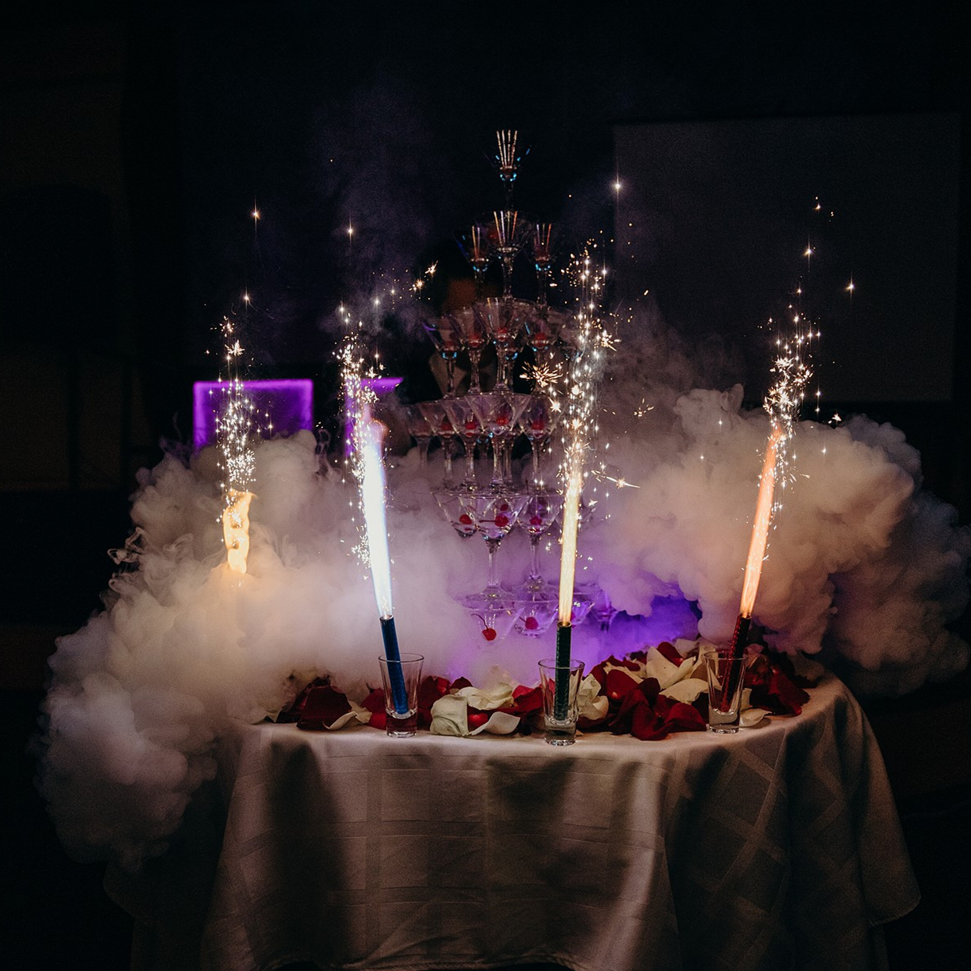 Мероприятия и корпоративы. Контент съемка под ключ. Световое шоу / Москва и Мо