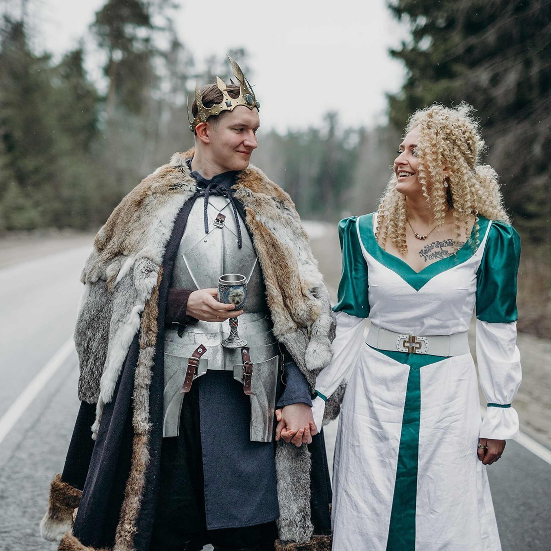 Свадебная история. Контент съемка под ключ. Световое шоу / Москва и Мо